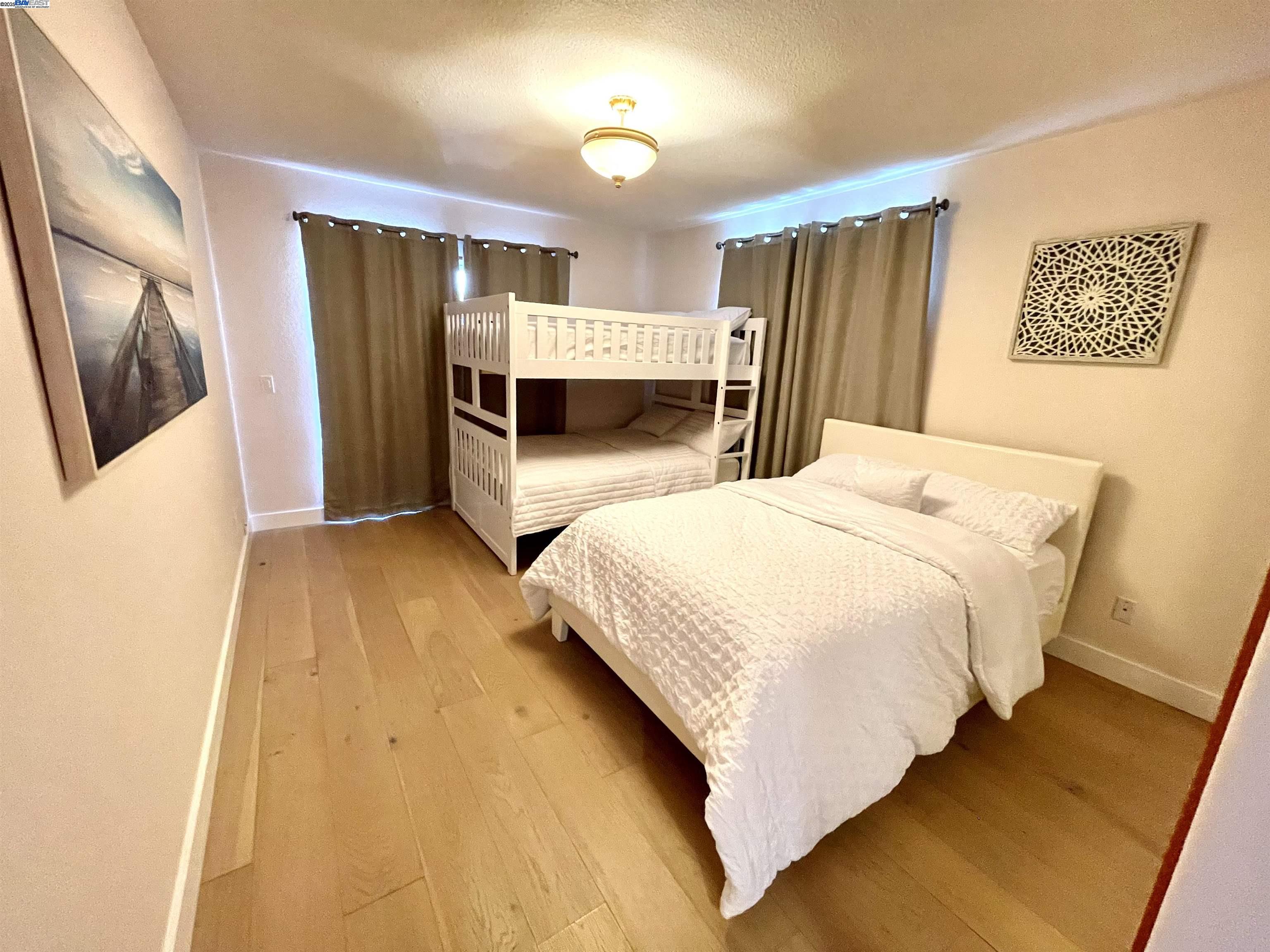 Detail Gallery Image 11 of 21 For 668 Keys Blvd., Clearlake Oaks,  CA 95423 - 3 Beds | 2 Baths