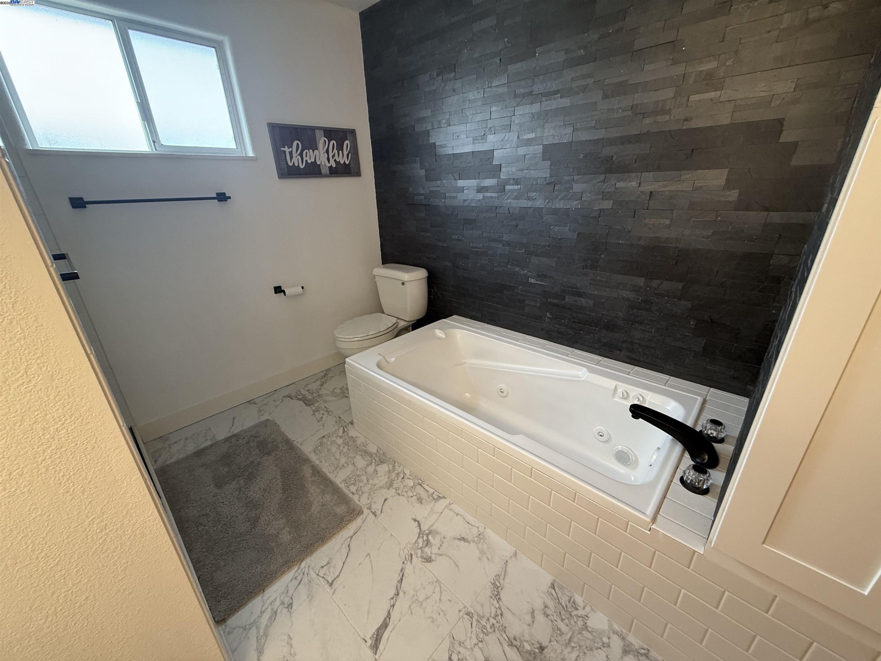 Detail Gallery Image 19 of 21 For 668 Keys Blvd., Clearlake Oaks,  CA 95423 - 3 Beds | 2 Baths