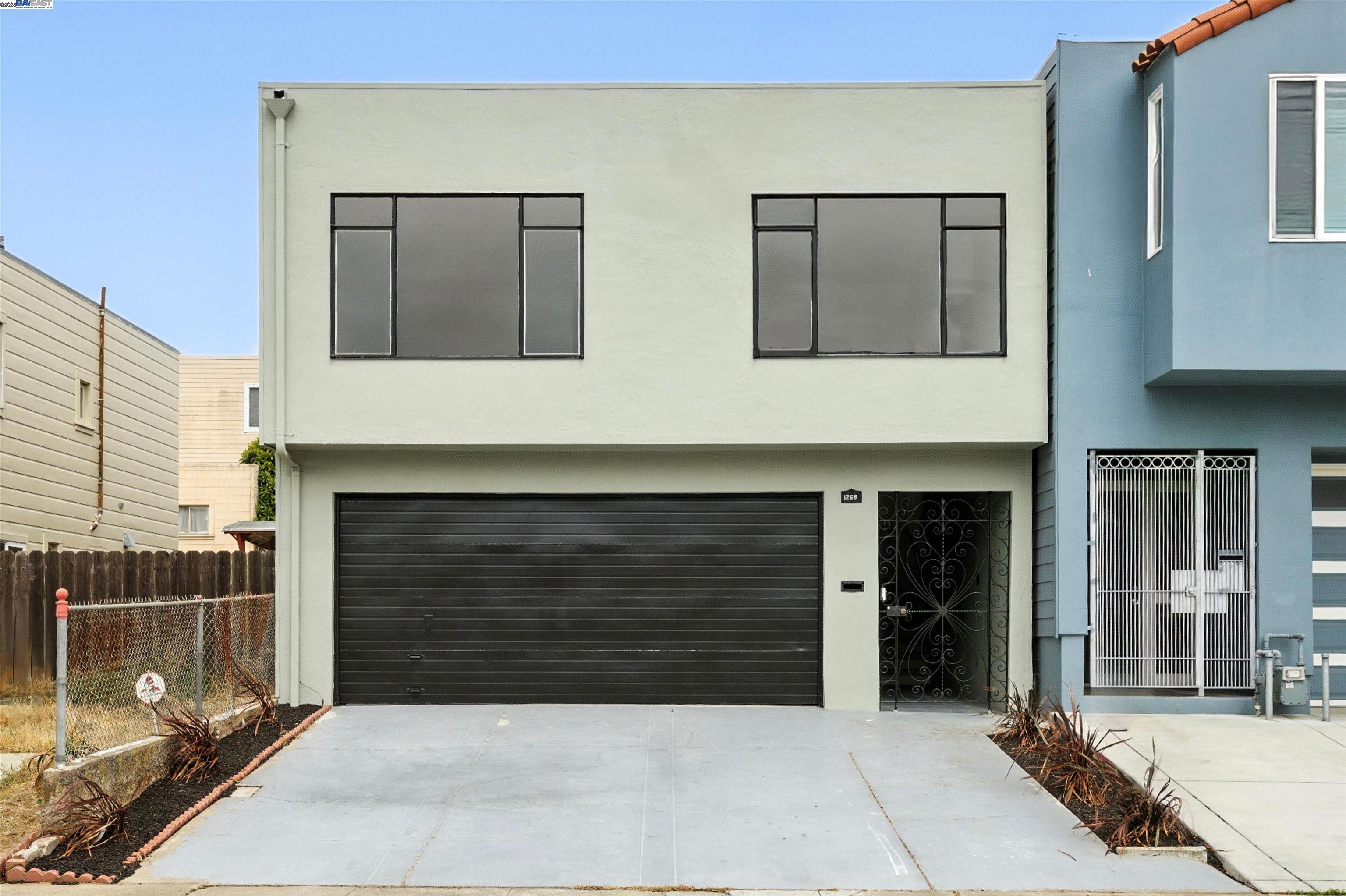 Detail Gallery Image 1 of 42 For 269 Willits St, Daly City,  CA 94014 - 3 Beds | 2 Baths