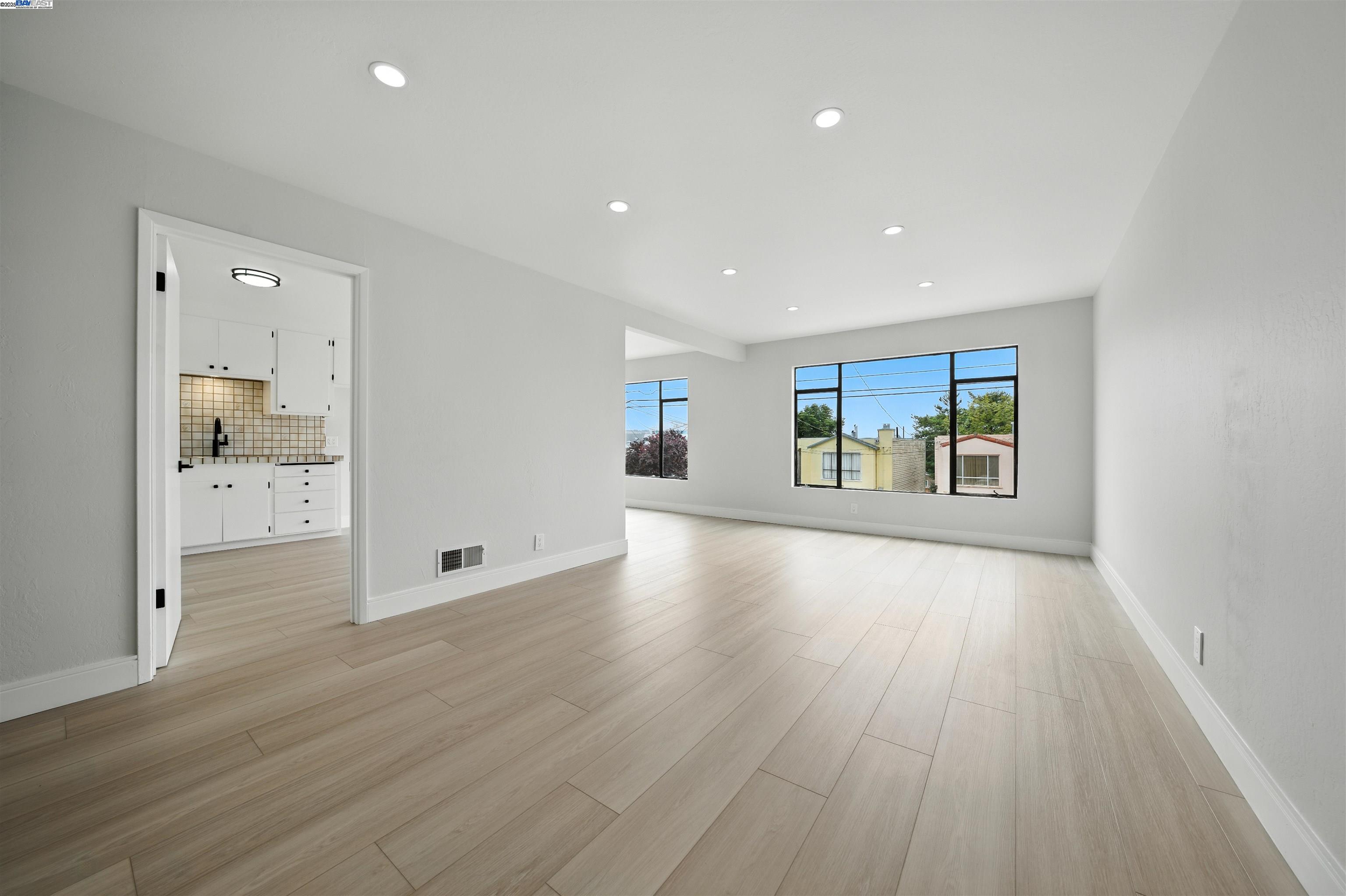 Detail Gallery Image 11 of 42 For 269 Willits St, Daly City,  CA 94014 - 3 Beds | 2 Baths
