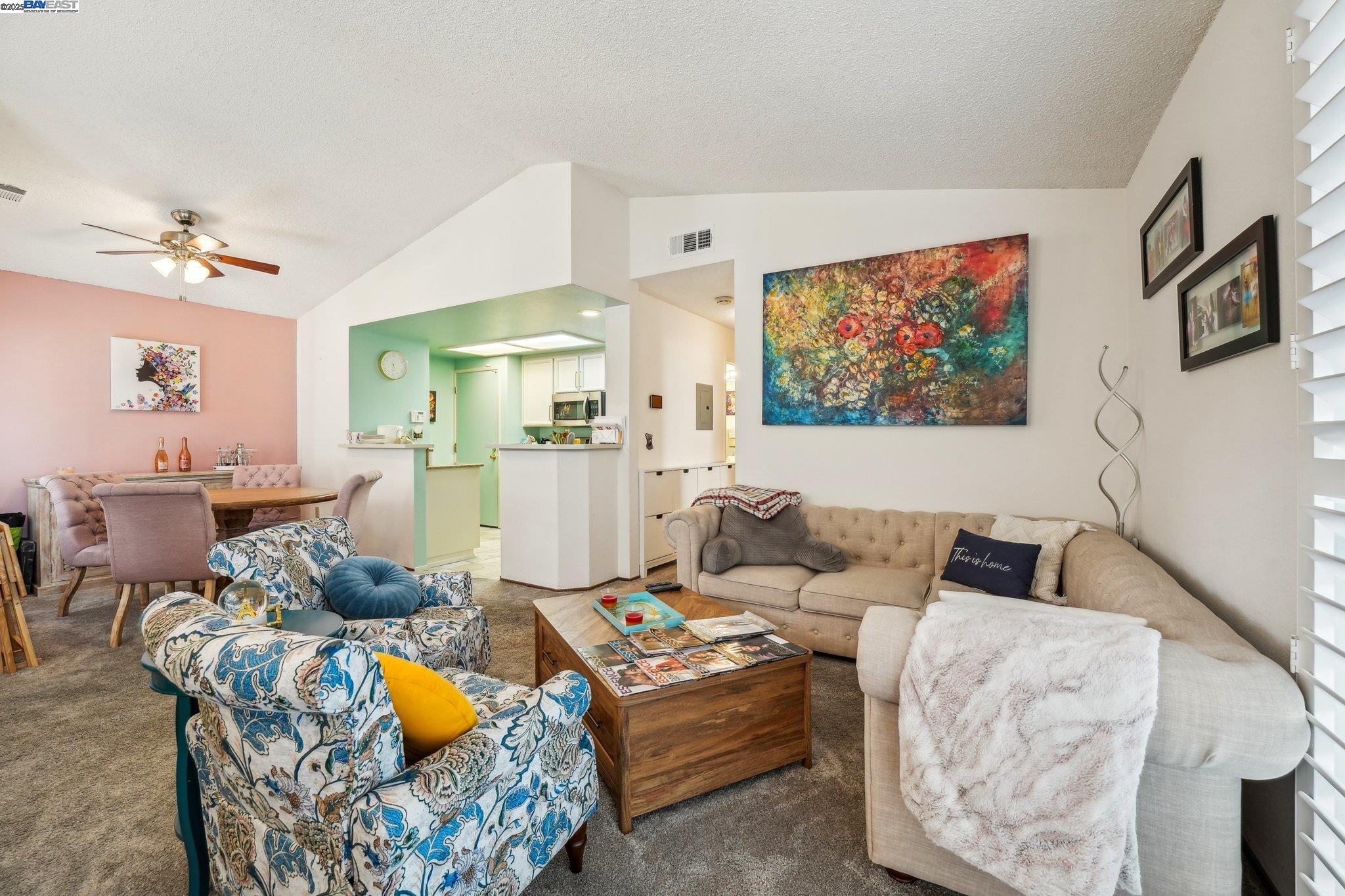 38764 Huntington Cir, Fremont, California 94536, 2 Bedrooms Bedrooms, 4 Rooms Rooms,2 BathroomsBathrooms,Residential Lease,For Rent,38764 Huntington Cir,41102501