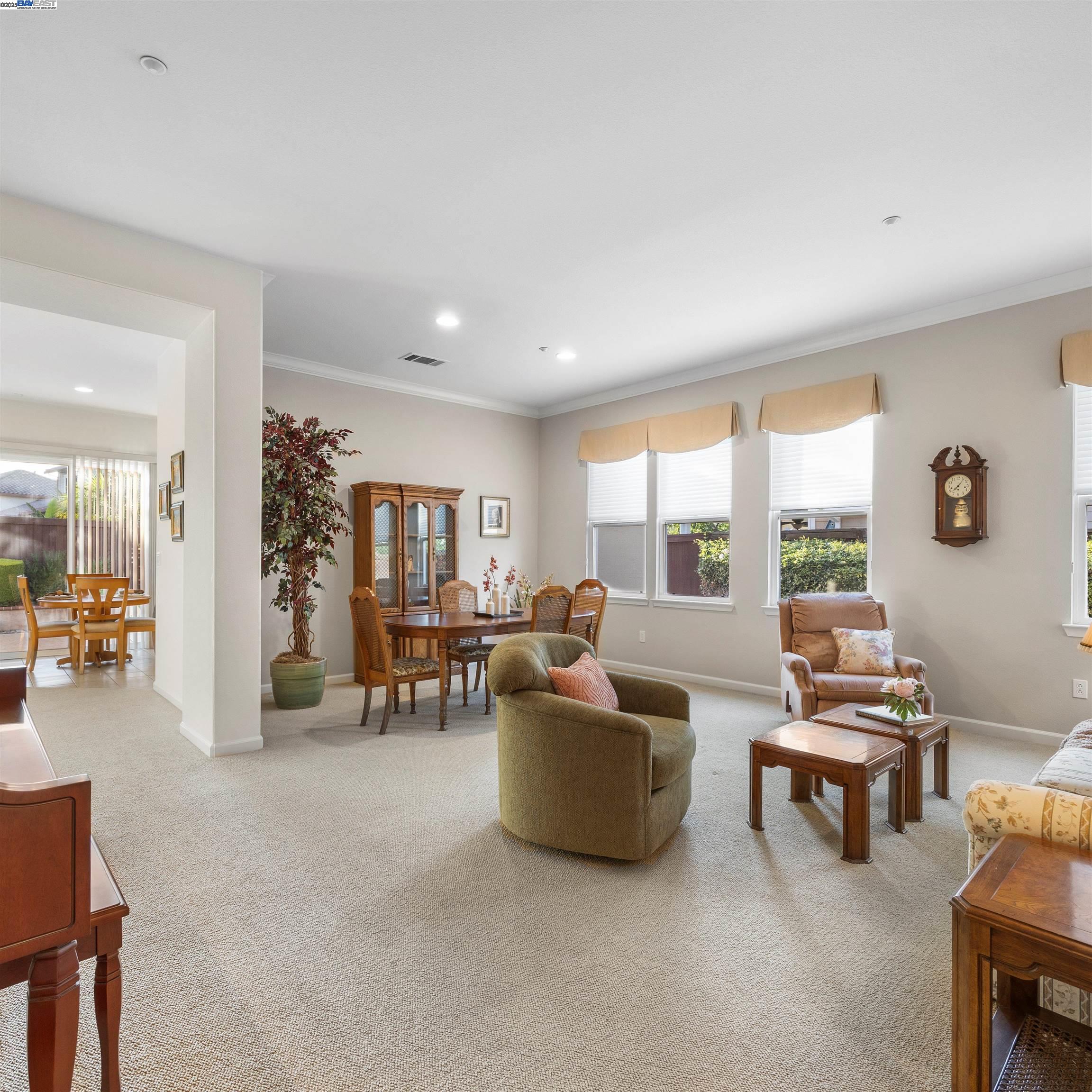 Detail Gallery Image 5 of 33 For 443 Collis St, Brentwood,  CA 94513 - 4 Beds | 3 Baths