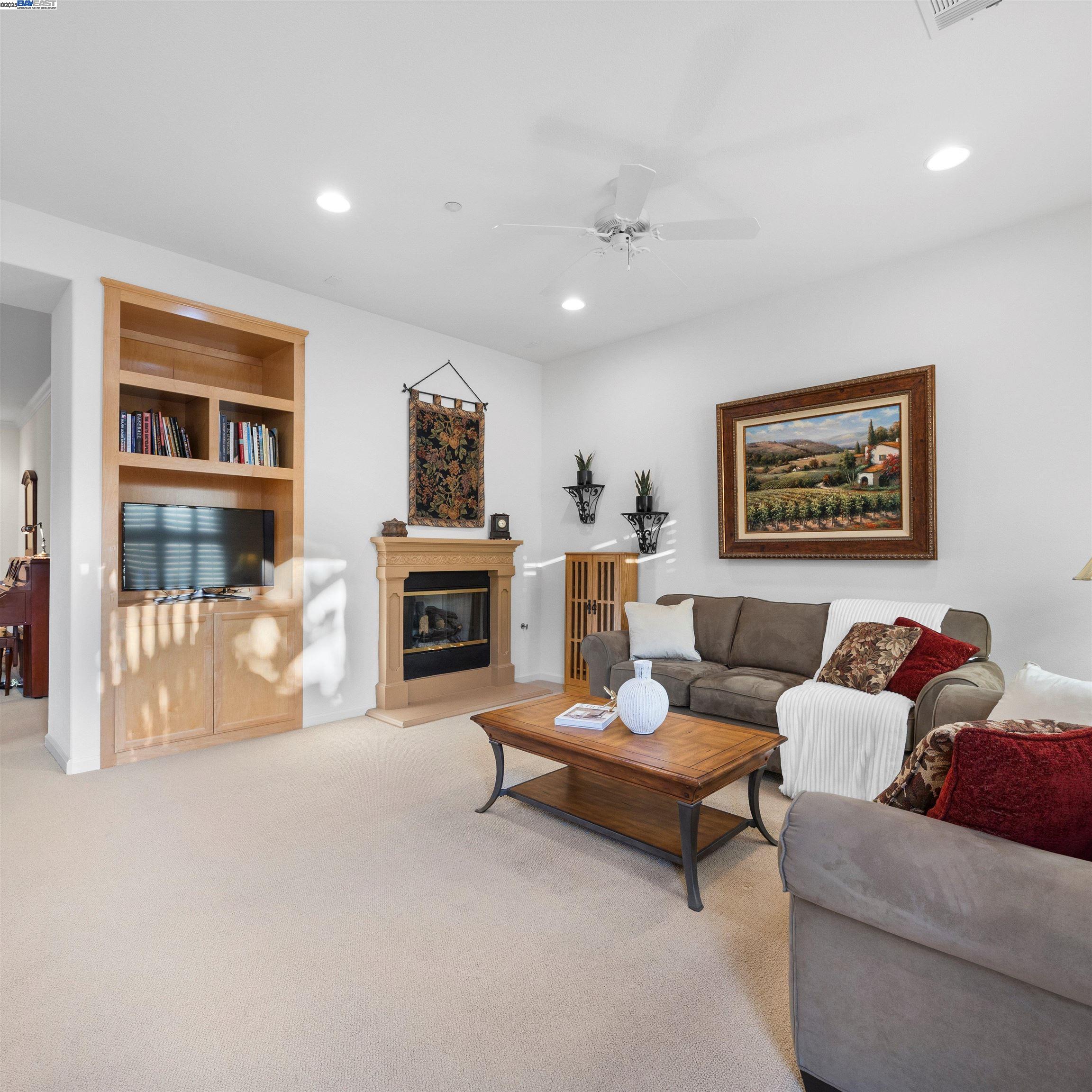 Detail Gallery Image 9 of 33 For 443 Collis St, Brentwood,  CA 94513 - 4 Beds | 3 Baths