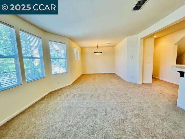 34 Warhol Way, Pleasant Hill, California 94523, 3 Bedrooms Bedrooms, 5 Rooms Rooms,2 BathroomsBathrooms,Residential Lease,For Rent,34 Warhol Way,41102505