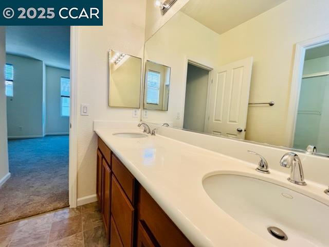 34 Warhol Way, Pleasant Hill, California 94523, 3 Bedrooms Bedrooms, 5 Rooms Rooms,2 BathroomsBathrooms,Residential Lease,For Rent,34 Warhol Way,41102505
