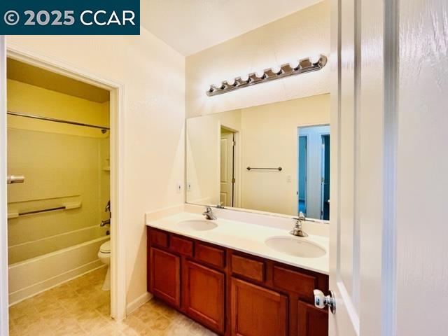 34 Warhol Way, Pleasant Hill, California 94523, 3 Bedrooms Bedrooms, 5 Rooms Rooms,2 BathroomsBathrooms,Residential Lease,For Rent,34 Warhol Way,41102505