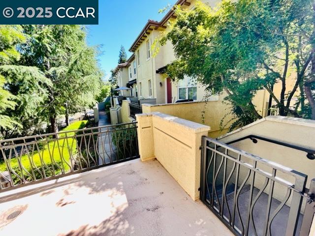 34 Warhol Way, Pleasant Hill, California 94523, 3 Bedrooms Bedrooms, 5 Rooms Rooms,2 BathroomsBathrooms,Residential Lease,For Rent,34 Warhol Way,41102505