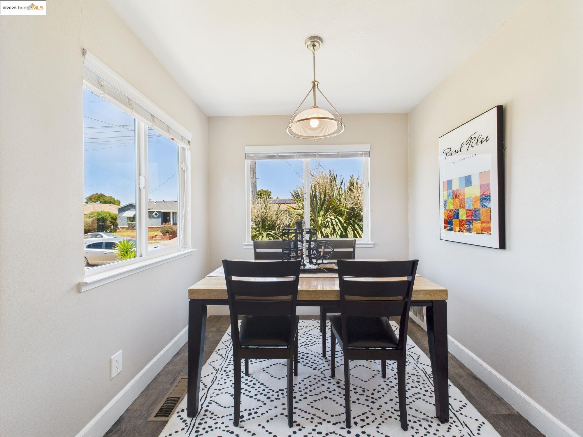 Detail Gallery Image 12 of 26 For 2532 Lincoln Ave, Richmond,  CA 94804 - 2 Beds | 1 Baths