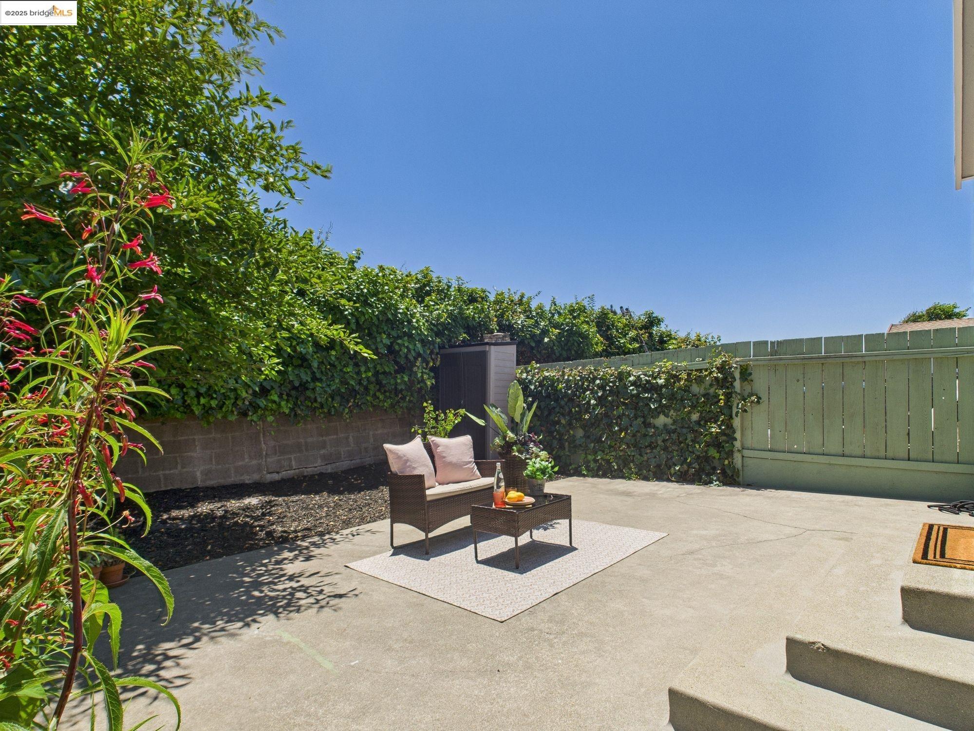 Detail Gallery Image 23 of 26 For 2532 Lincoln Ave, Richmond,  CA 94804 - 2 Beds | 1 Baths