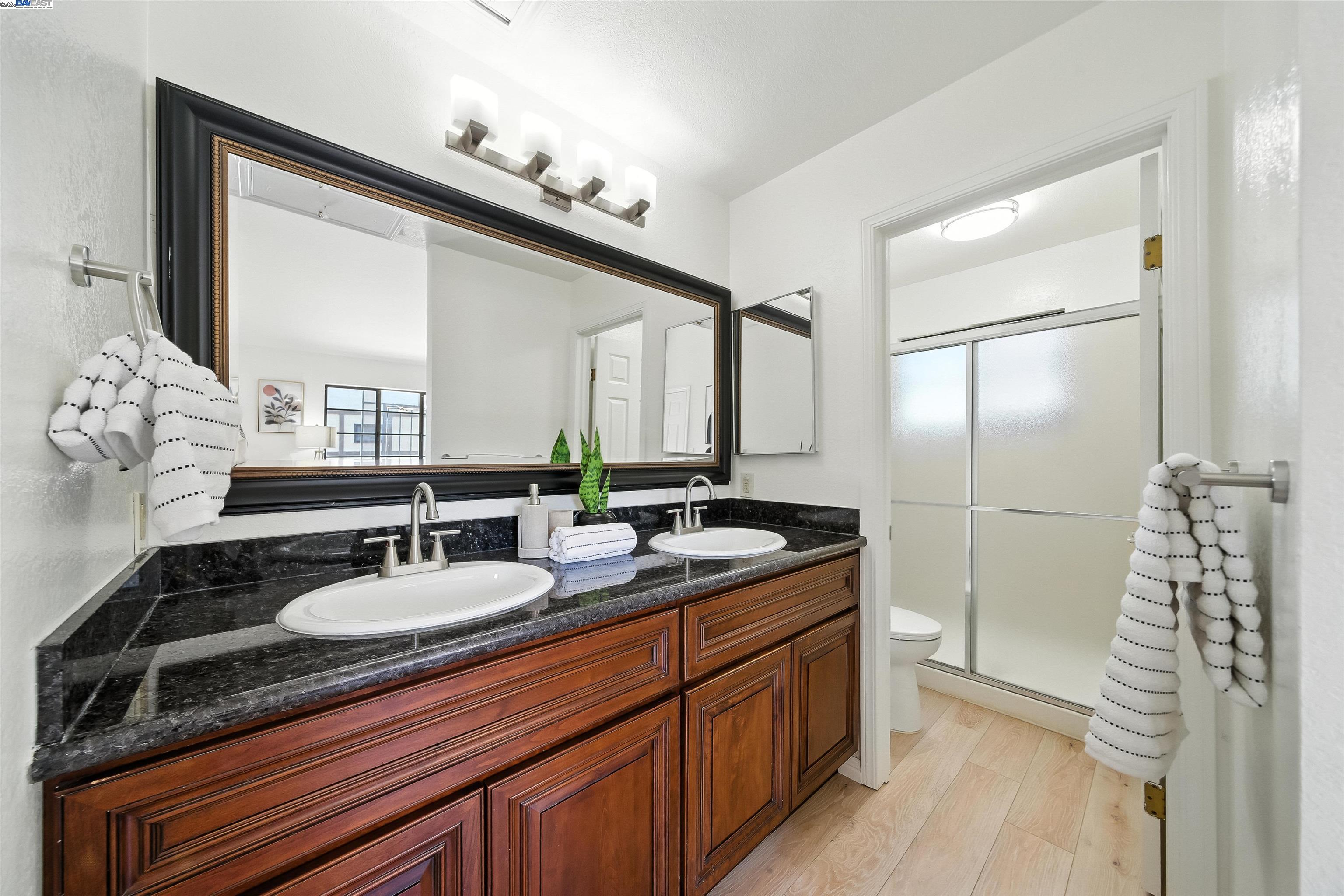 Detail Gallery Image 20 of 43 For 1116 Brewster Ave, Redwood City,  CA 94062-1310 - 2 Beds | 2/1 Baths