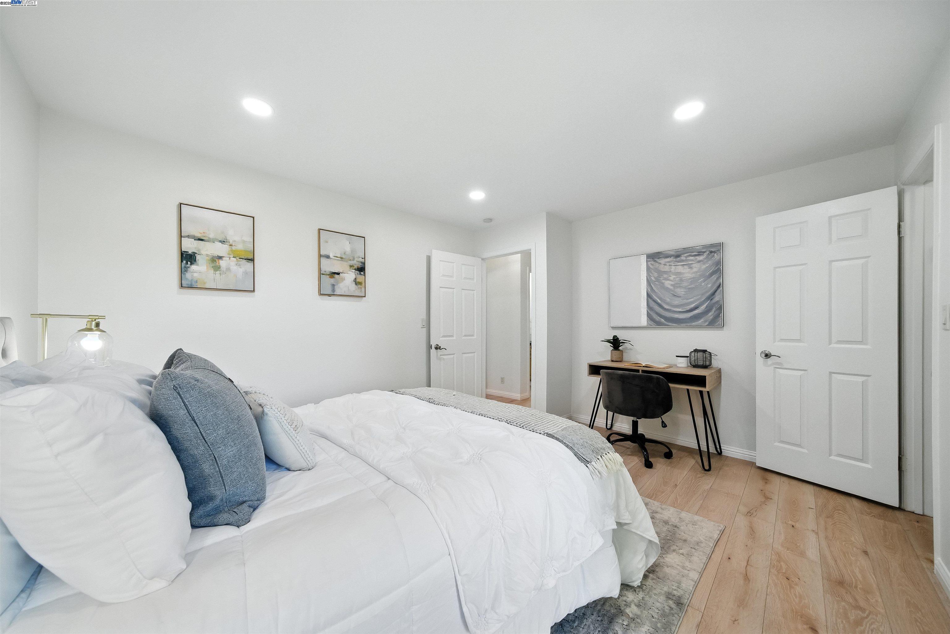 Detail Gallery Image 23 of 43 For 1116 Brewster Ave, Redwood City,  CA 94062-1310 - 2 Beds | 2/1 Baths