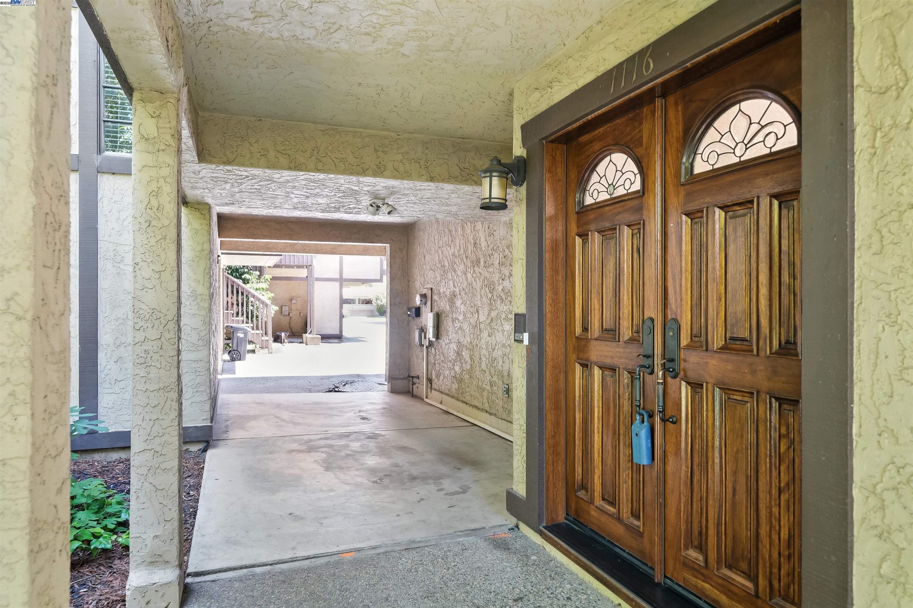 Detail Gallery Image 30 of 43 For 1116 Brewster Ave, Redwood City,  CA 94062-1310 - 2 Beds | 2/1 Baths