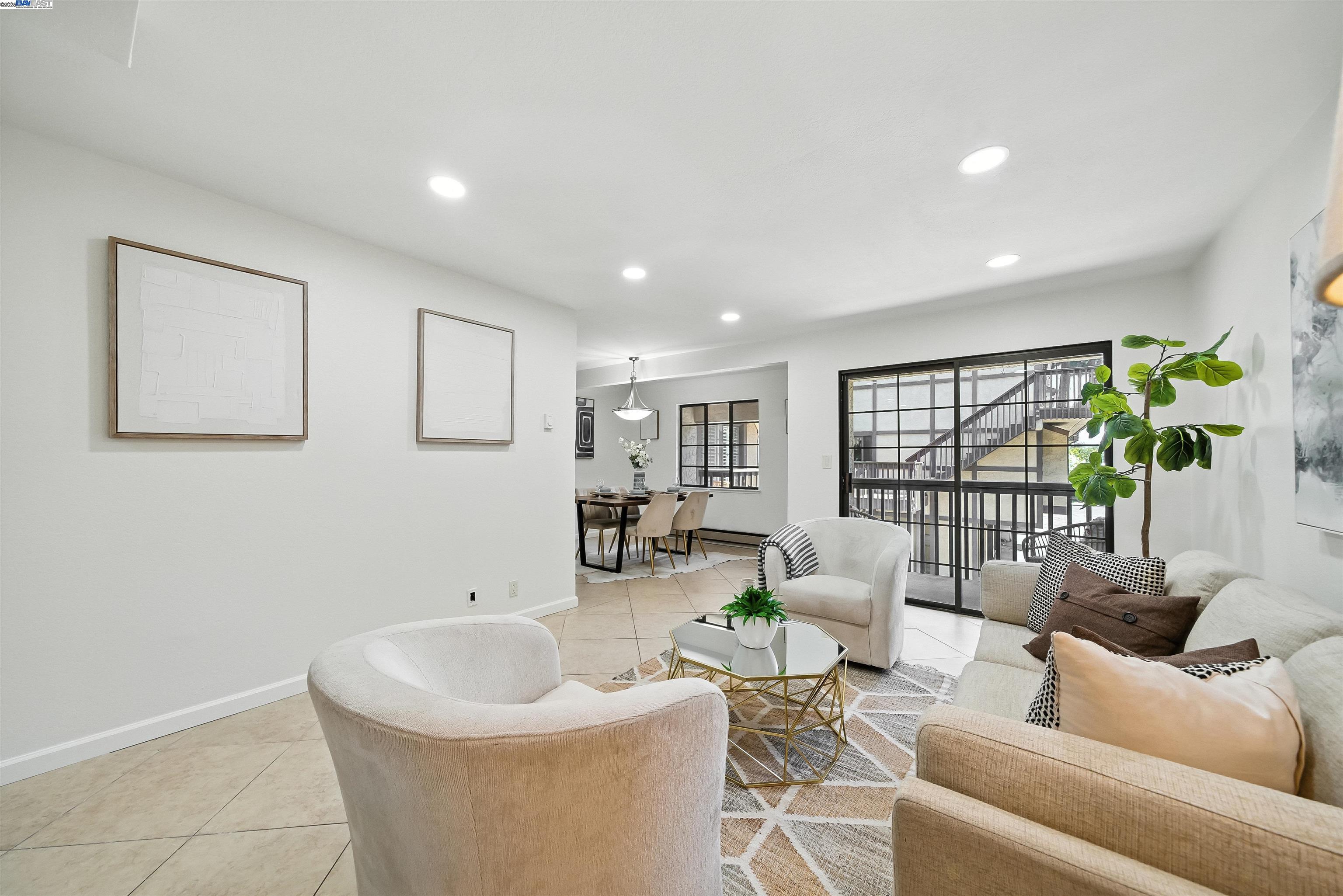Detail Gallery Image 7 of 43 For 1116 Brewster Ave, Redwood City,  CA 94062-1310 - 2 Beds | 2/1 Baths