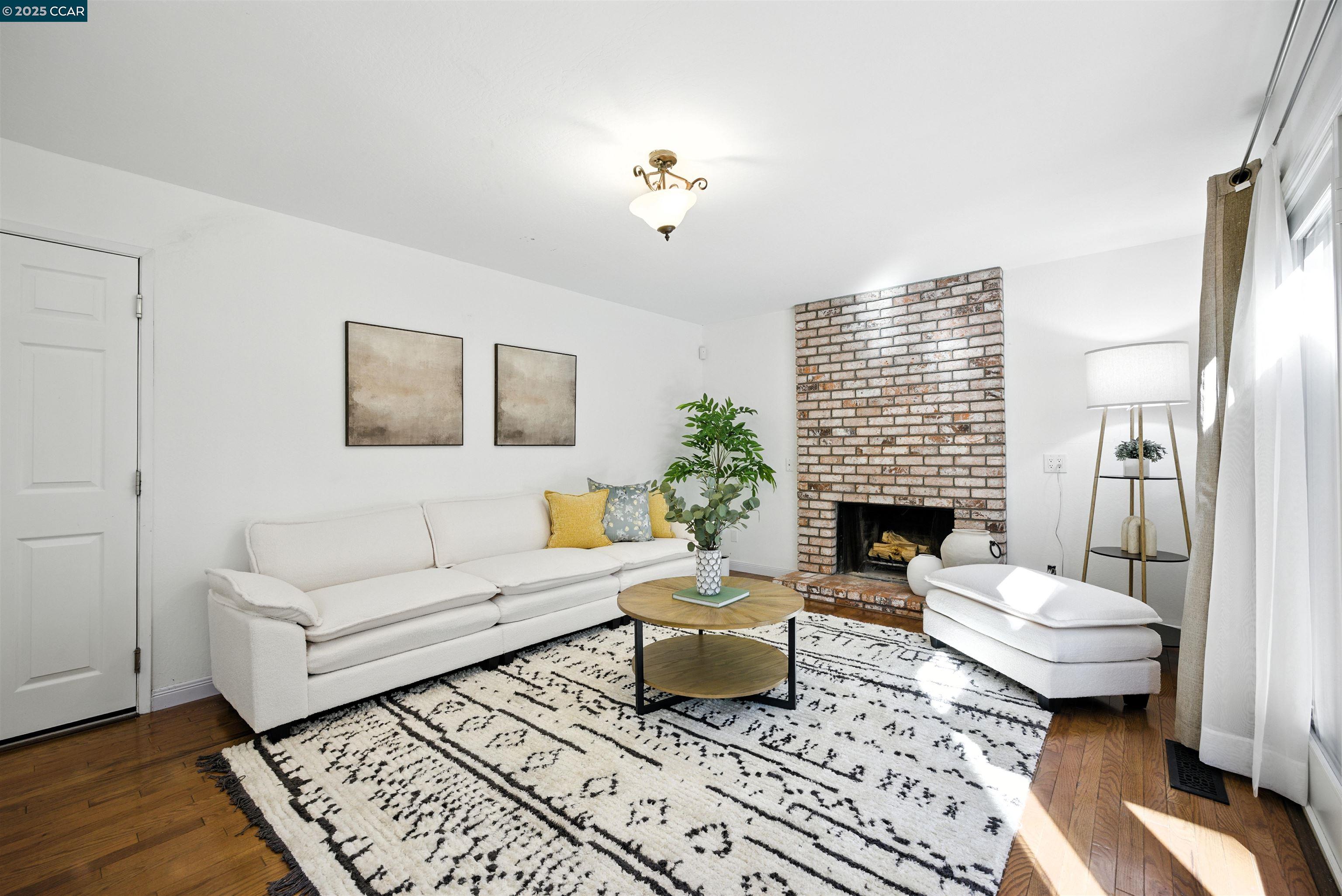 Detail Gallery Image 16 of 42 For 5205 Forrestgreen Ct, Concord,  CA 94521 - 3 Beds | 2/1 Baths