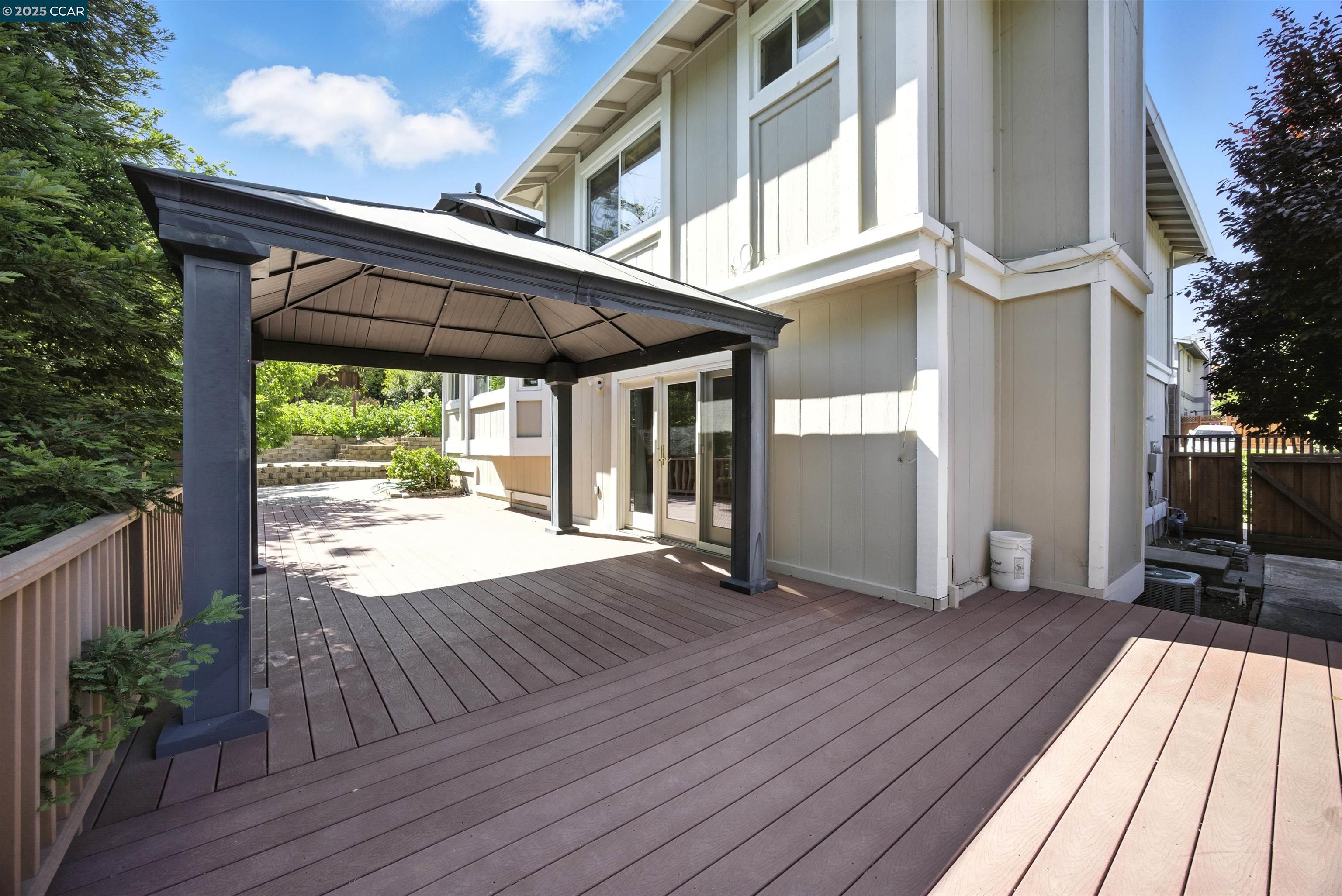 Detail Gallery Image 27 of 42 For 5205 Forrestgreen Ct, Concord,  CA 94521 - 3 Beds | 2/1 Baths
