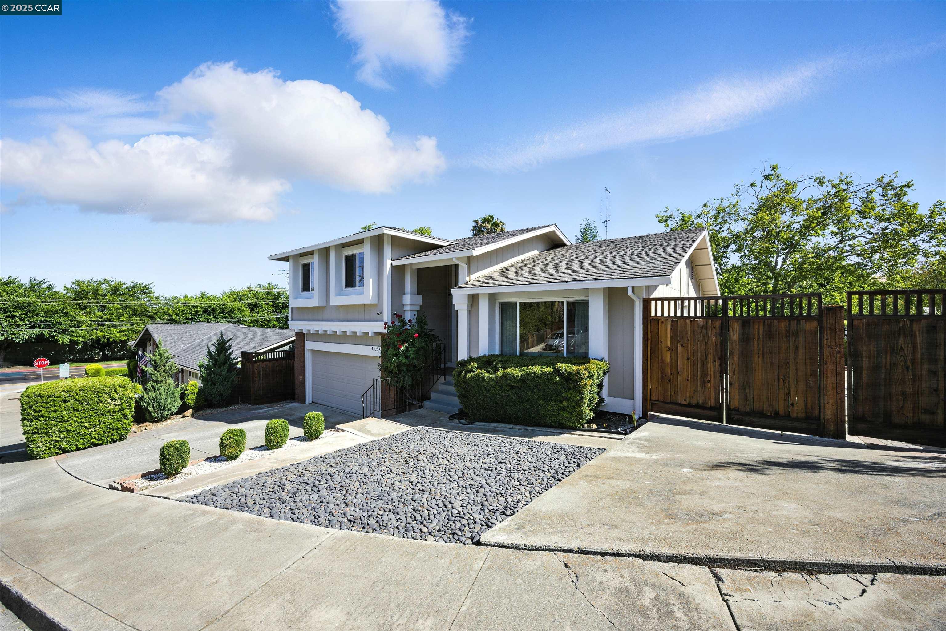 Detail Gallery Image 41 of 42 For 5205 Forrestgreen Ct, Concord,  CA 94521 - 3 Beds | 2/1 Baths