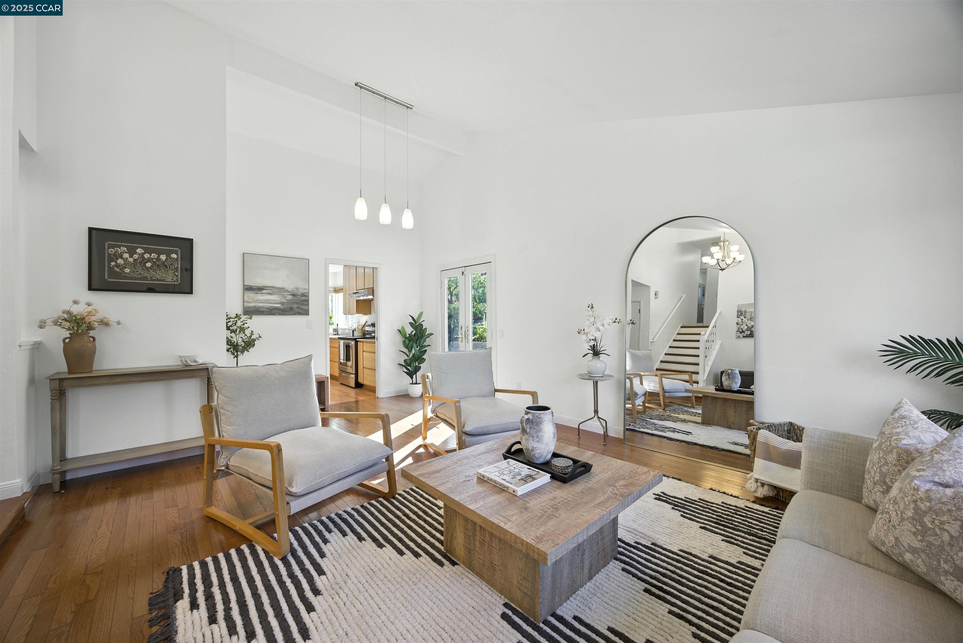 Detail Gallery Image 6 of 42 For 5205 Forrestgreen Ct, Concord,  CA 94521 - 3 Beds | 2/1 Baths