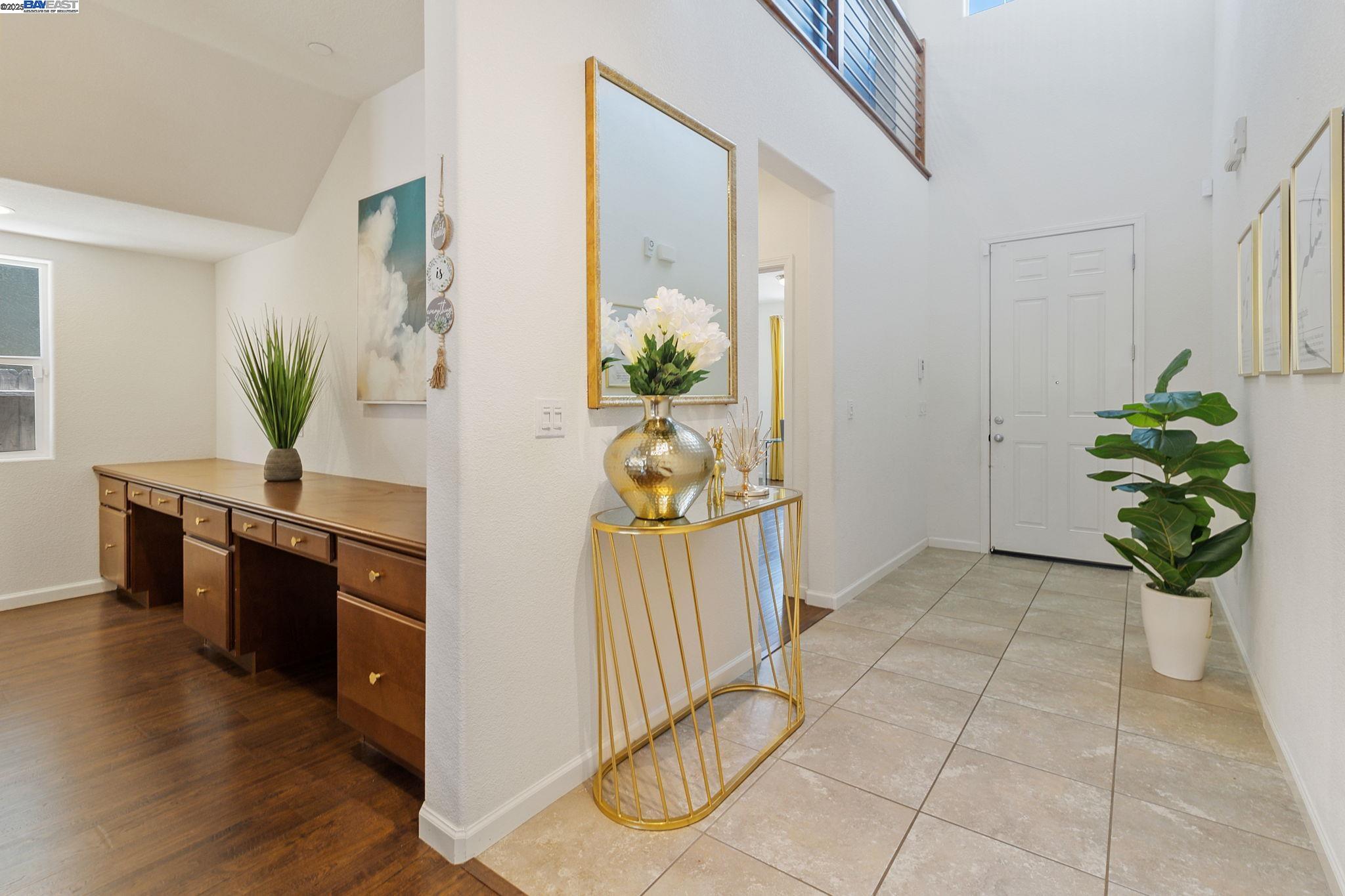 Detail Gallery Image 6 of 39 For 647 Tantaros Ln, Tracy,  CA 95376 - 4 Beds | 3 Baths
