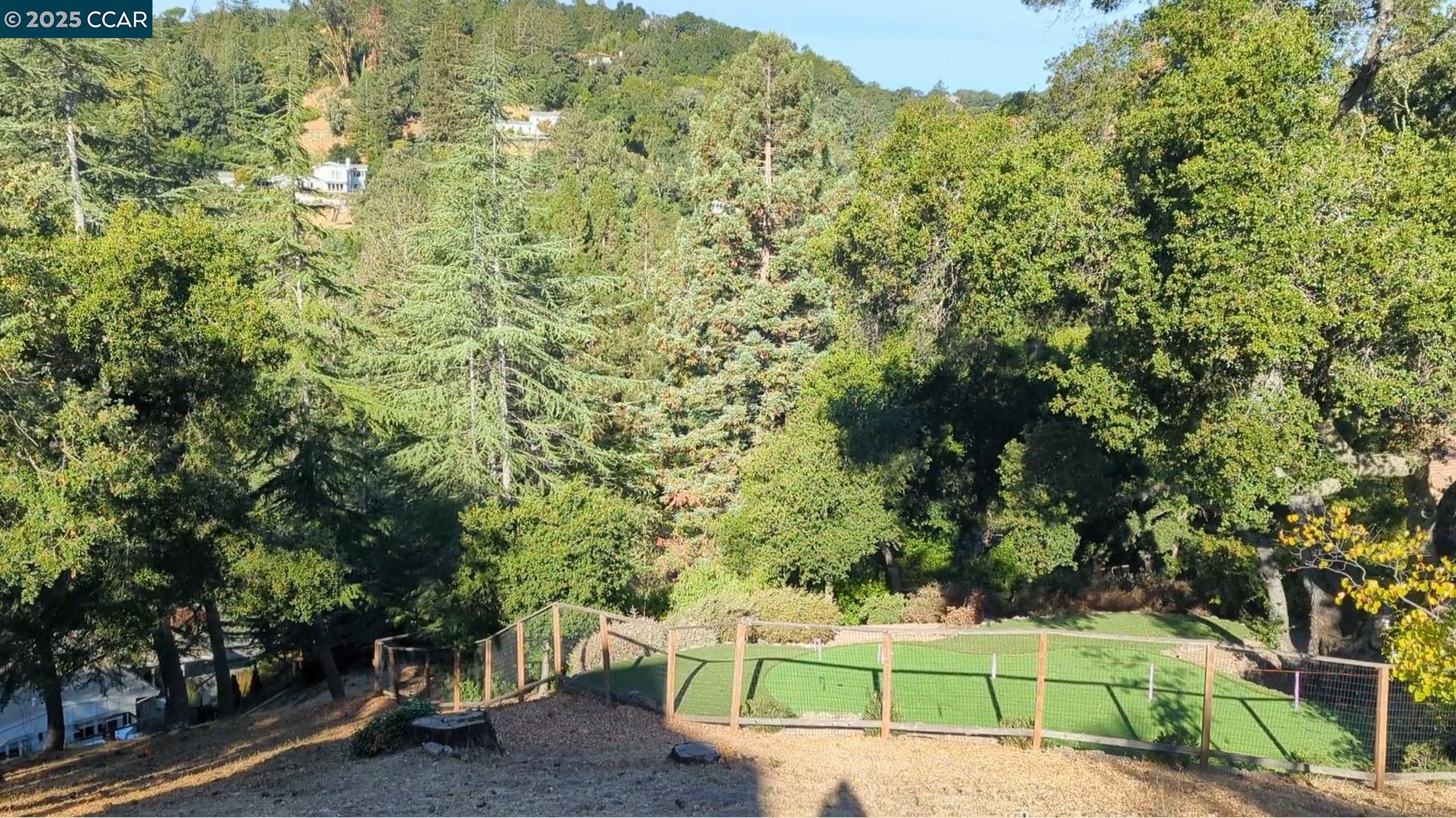 Detail Gallery Image 12 of 31 For 13 St James Ct, Orinda,  CA 94563 - – Beds | – Baths