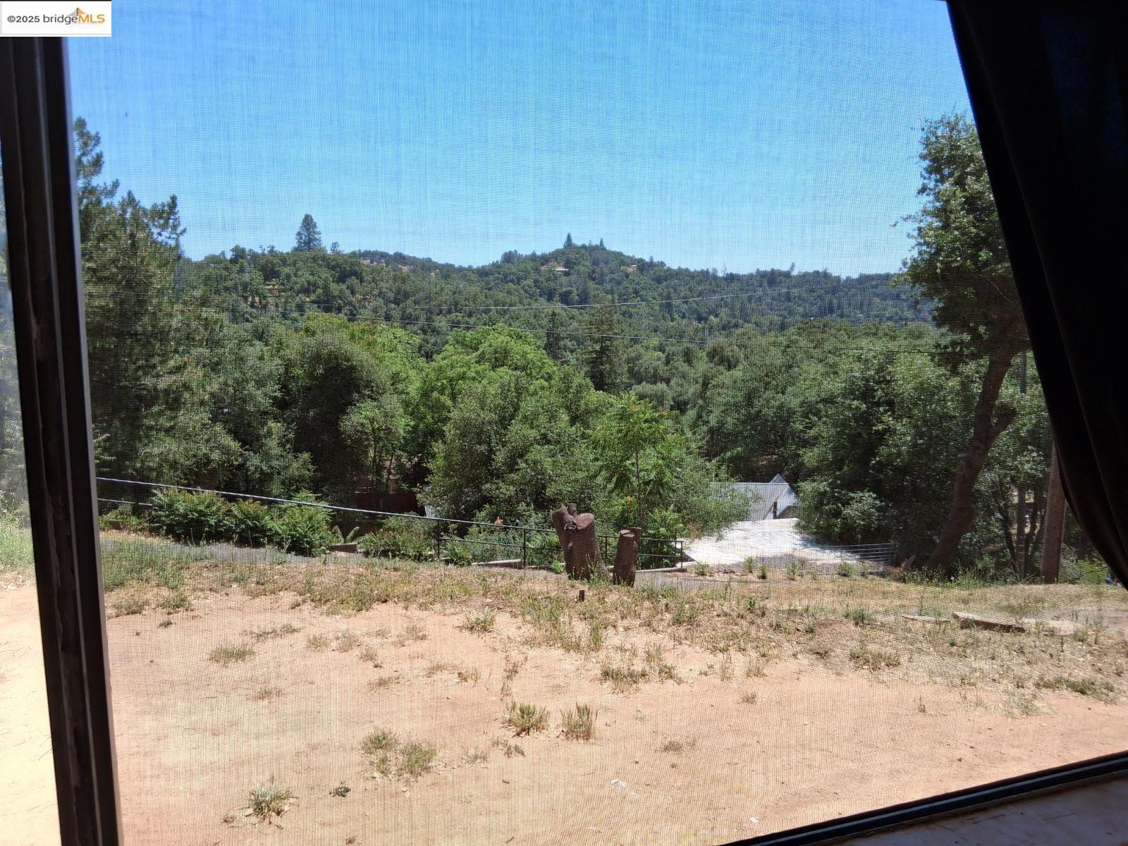 Detail Gallery Image 11 of 16 For 302 Ayba St, Sonora,  CA 95370 - 3 Beds | 2 Baths