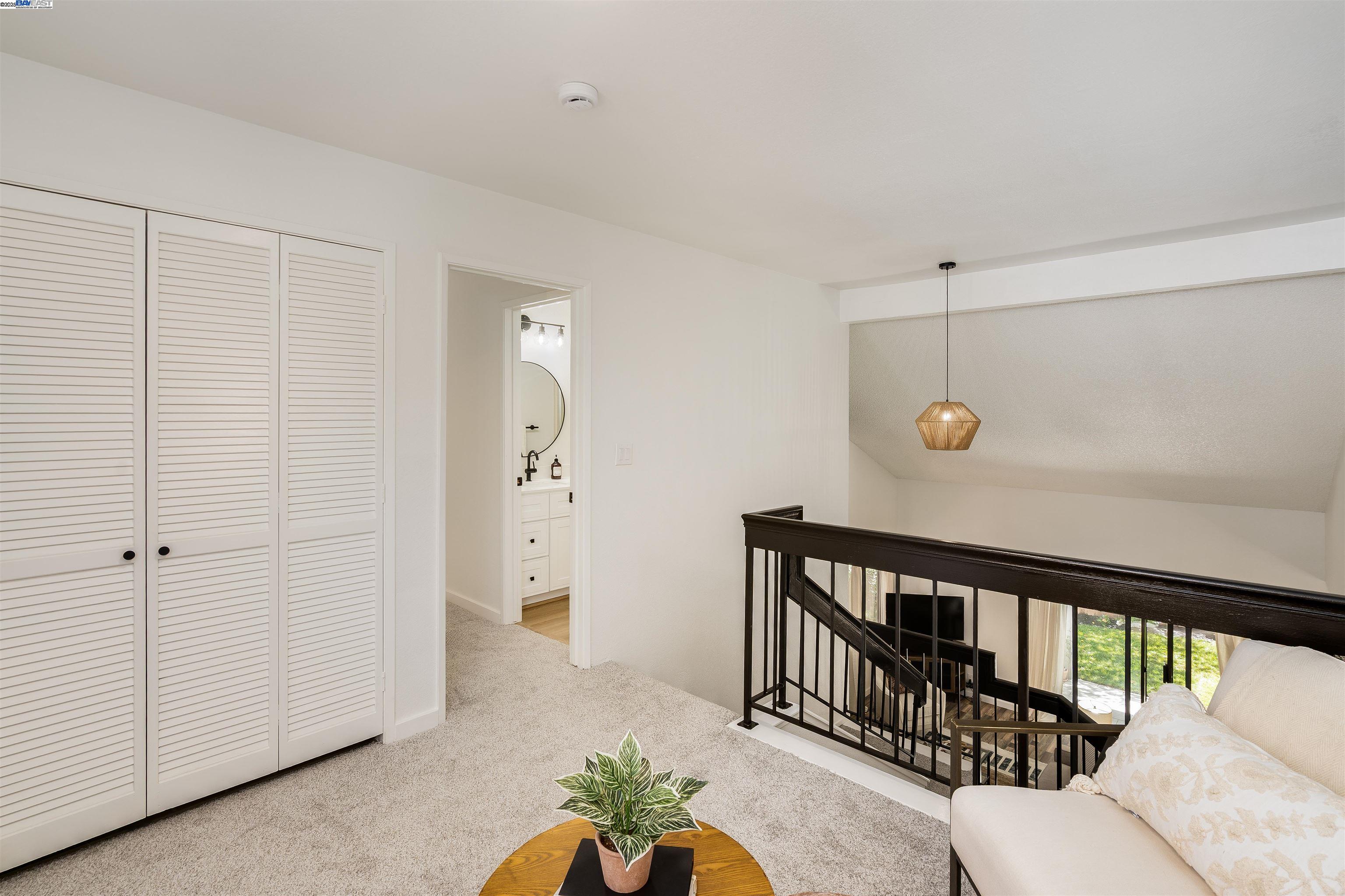 Detail Gallery Image 20 of 49 For 28061 Thorup Ln, Hayward,  CA 94542 - 3 Beds | 3 Baths