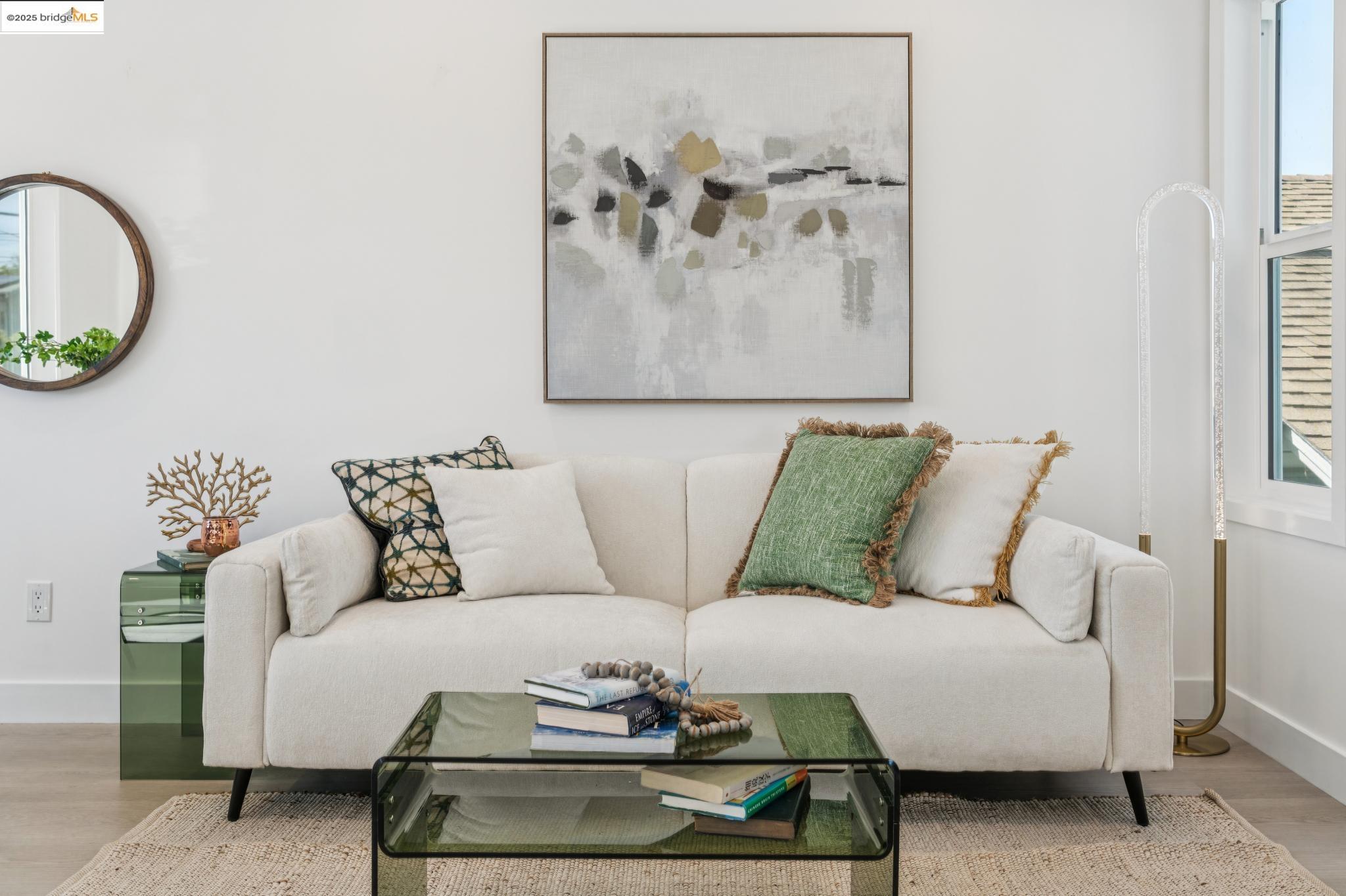 Detail Gallery Image 3 of 52 For 1606 Stannage Ave, Berkeley,  CA 94702 - 4 Beds | 2 Baths