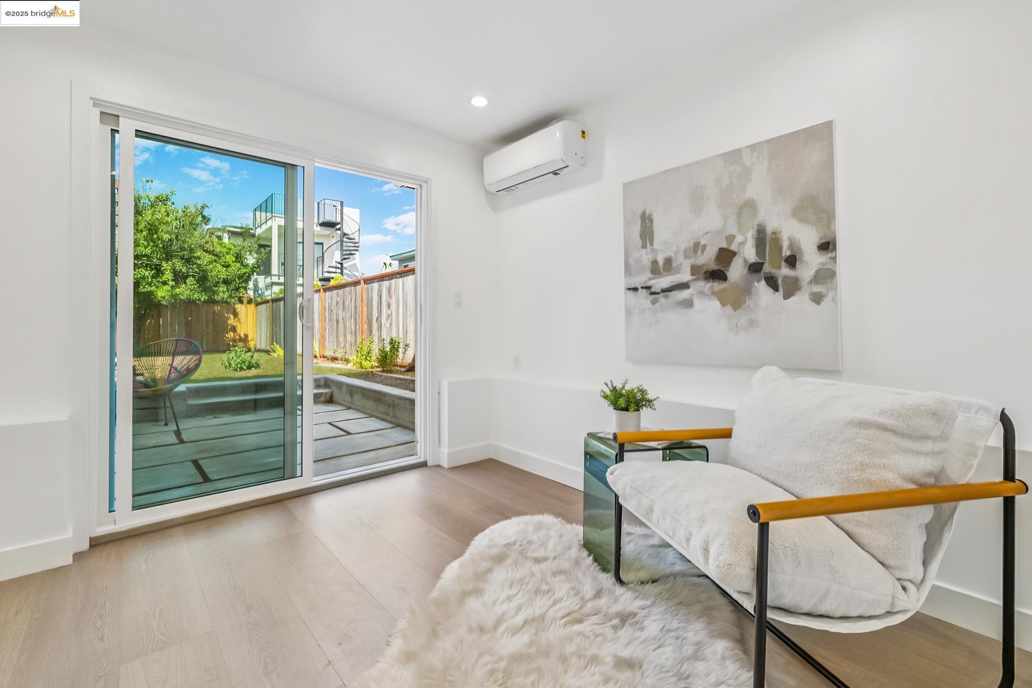 Detail Gallery Image 22 of 52 For 1606 Stannage Ave, Berkeley,  CA 94702 - 4 Beds | 2 Baths