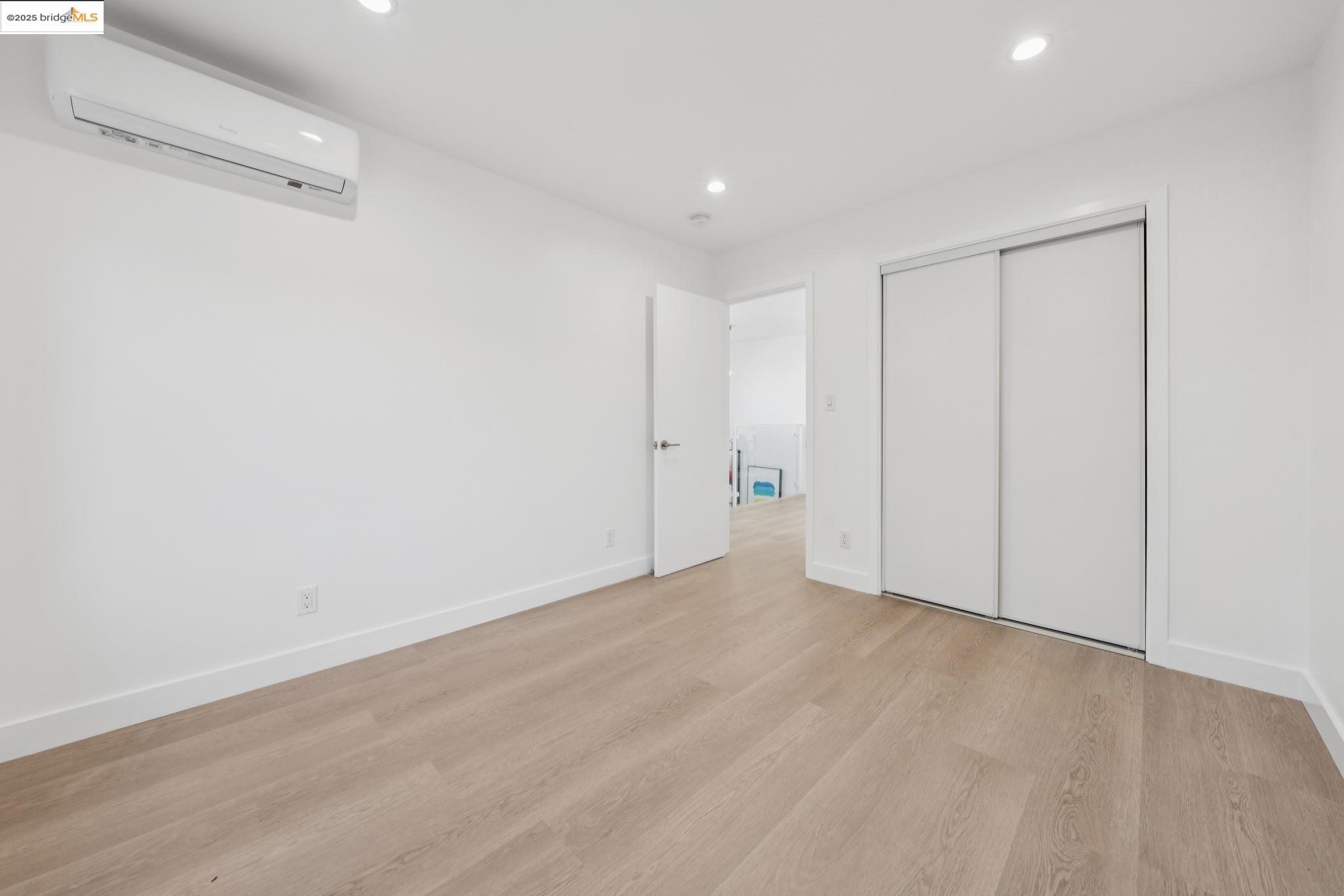 Detail Gallery Image 27 of 52 For 1606 Stannage Ave, Berkeley,  CA 94702 - 4 Beds | 2 Baths