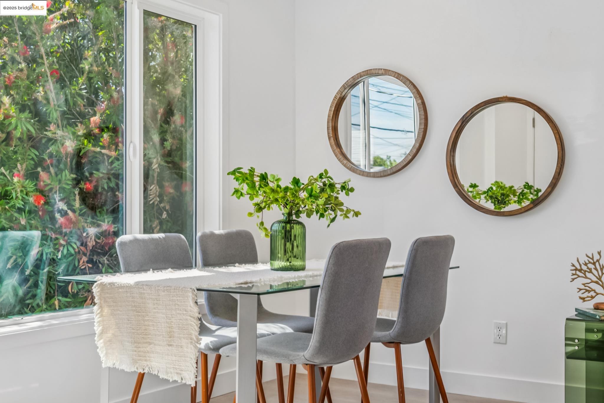 Detail Gallery Image 7 of 52 For 1606 Stannage Ave, Berkeley,  CA 94702 - 4 Beds | 2 Baths
