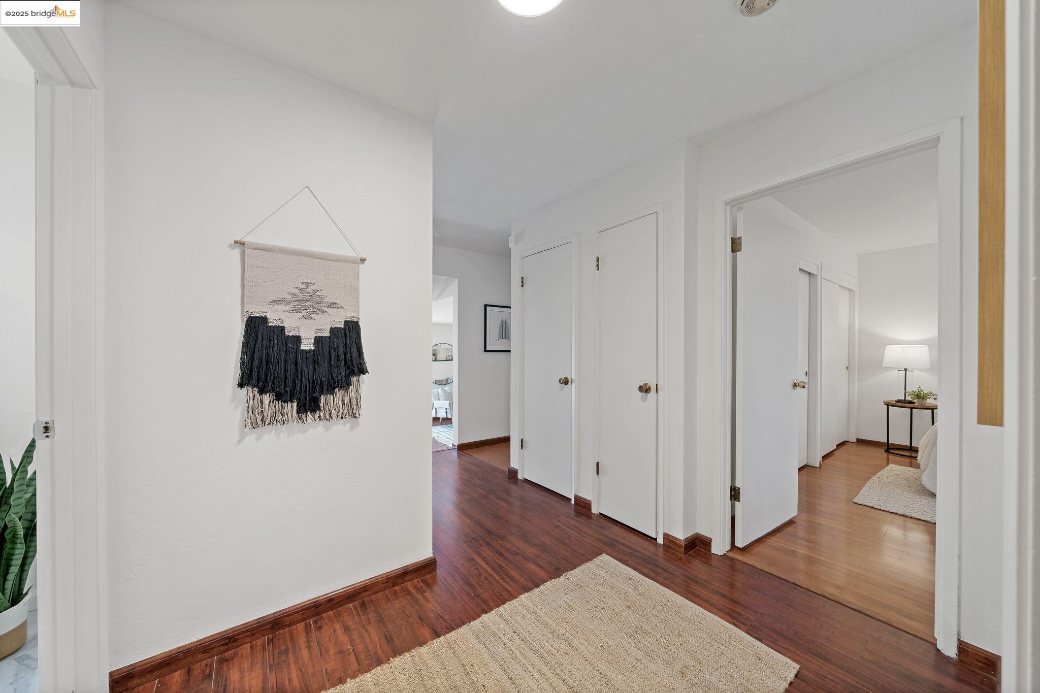 Photo #11: 41102517 Listing: Photo #11