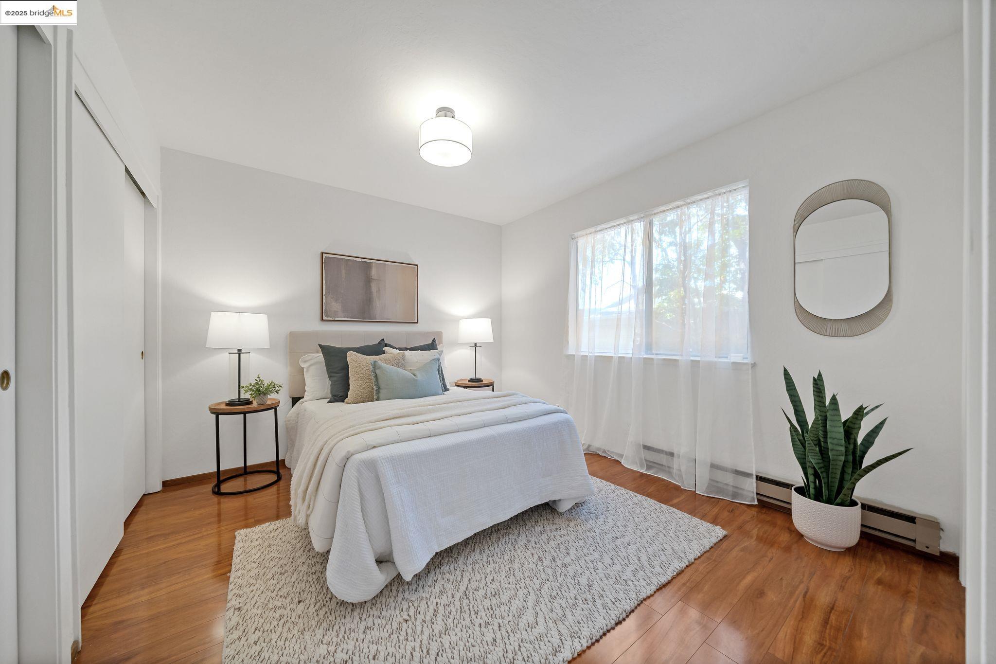 Detail Gallery Image 14 of 23 For 3501 35th Ave #2,  Oakland,  CA 94619 - 2 Beds | 1/1 Baths