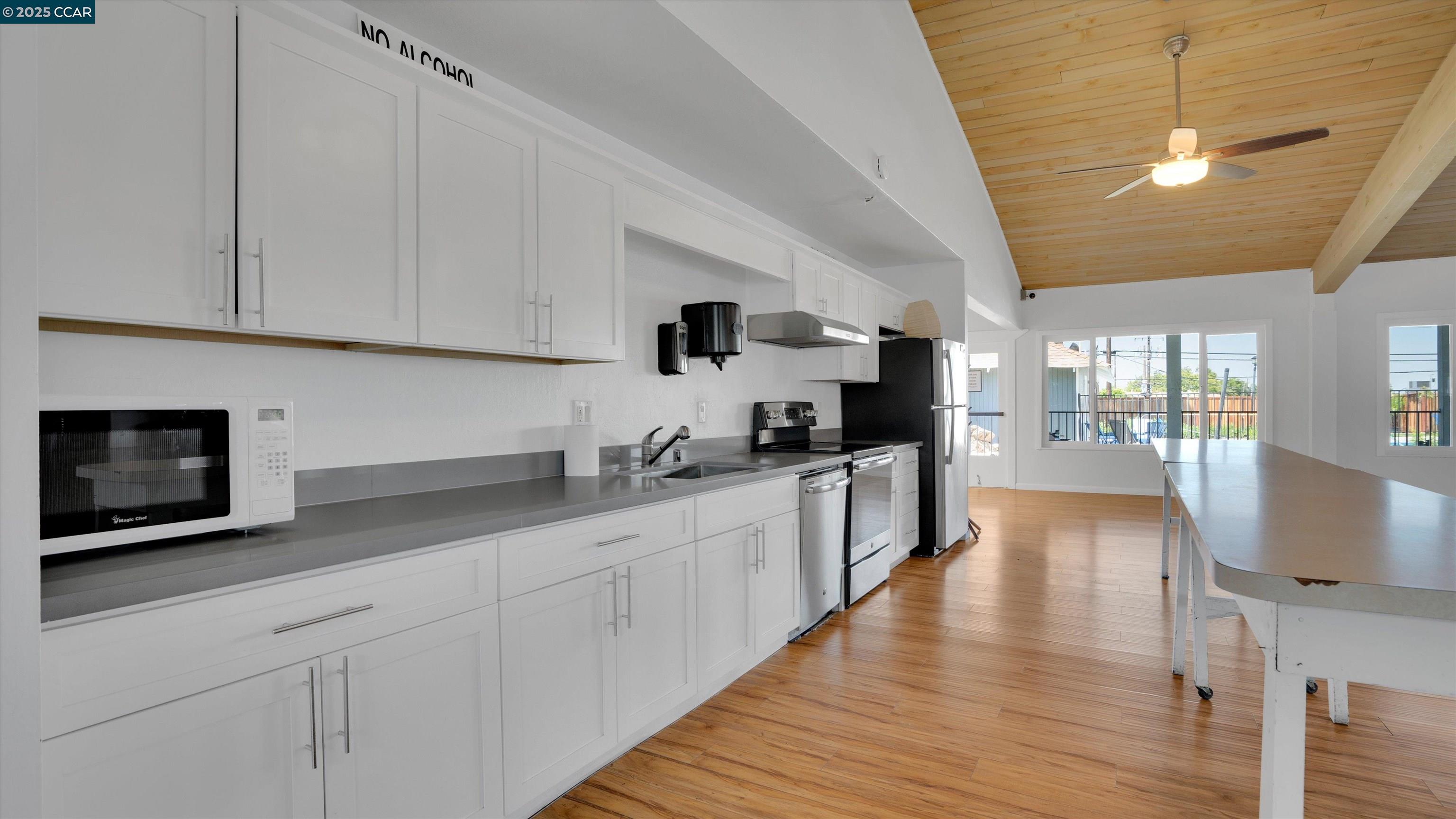 Detail Gallery Image 17 of 31 For 55 Pacifica Ave #97,  Bay Point,  CA 94565 - 3 Beds | 2 Baths