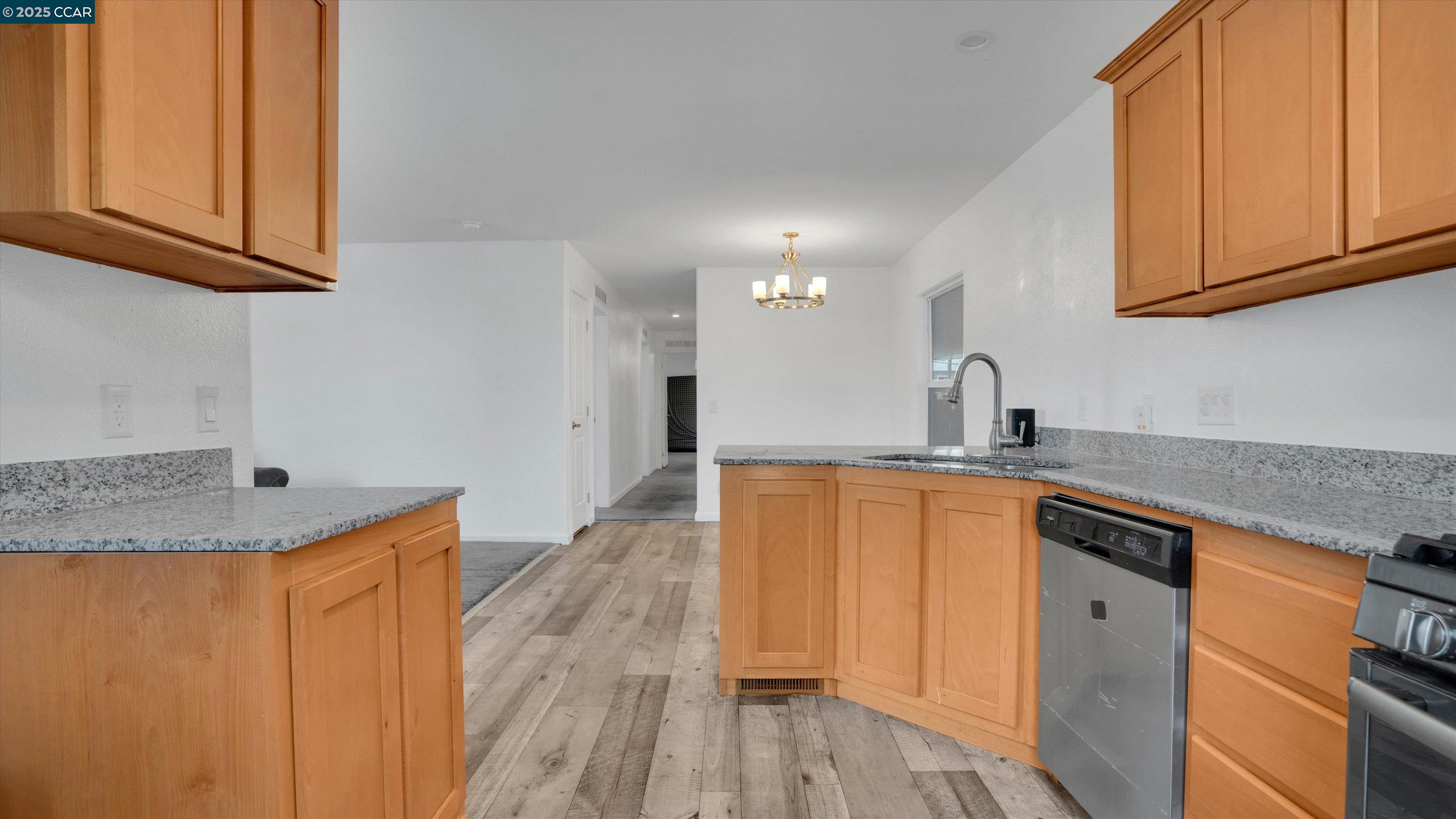 Detail Gallery Image 5 of 36 For 55 Pacifica Ave #97,  Bay Point,  CA 94565 - 3 Beds | 2 Baths