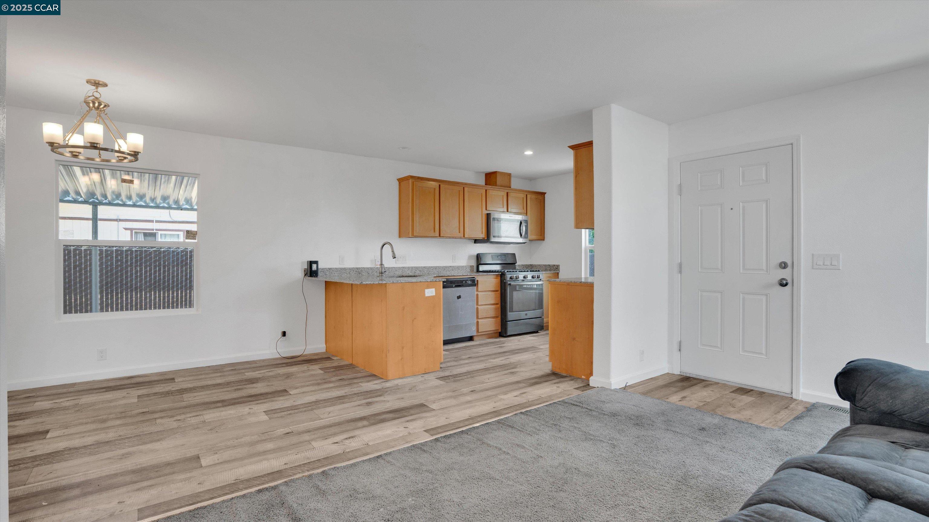 Detail Gallery Image 9 of 36 For 55 Pacifica Ave #97,  Bay Point,  CA 94565 - 3 Beds | 2 Baths