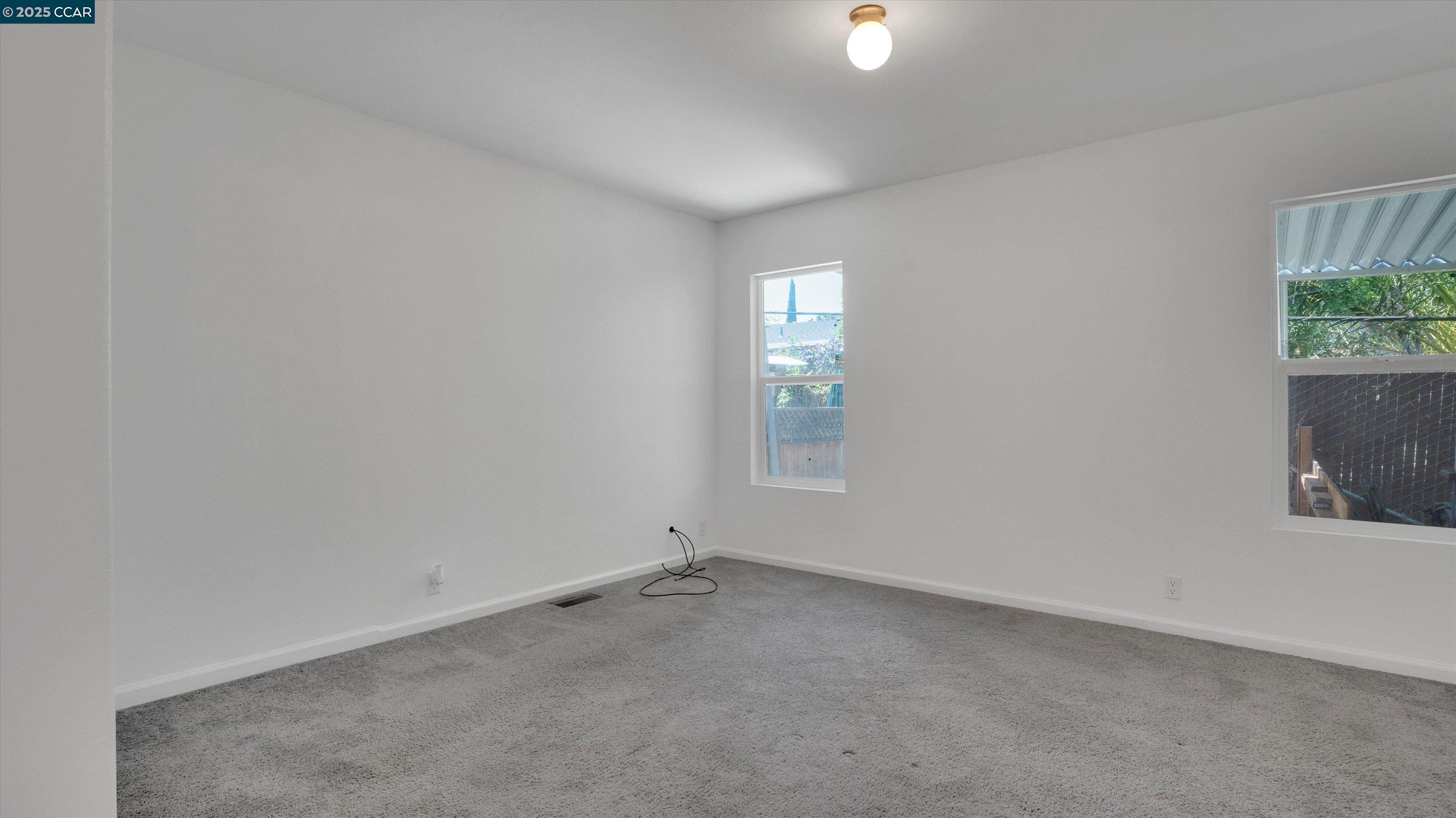 Detail Gallery Image 10 of 31 For 55 Pacifica Ave #97,  Bay Point,  CA 94565 - 3 Beds | 2 Baths