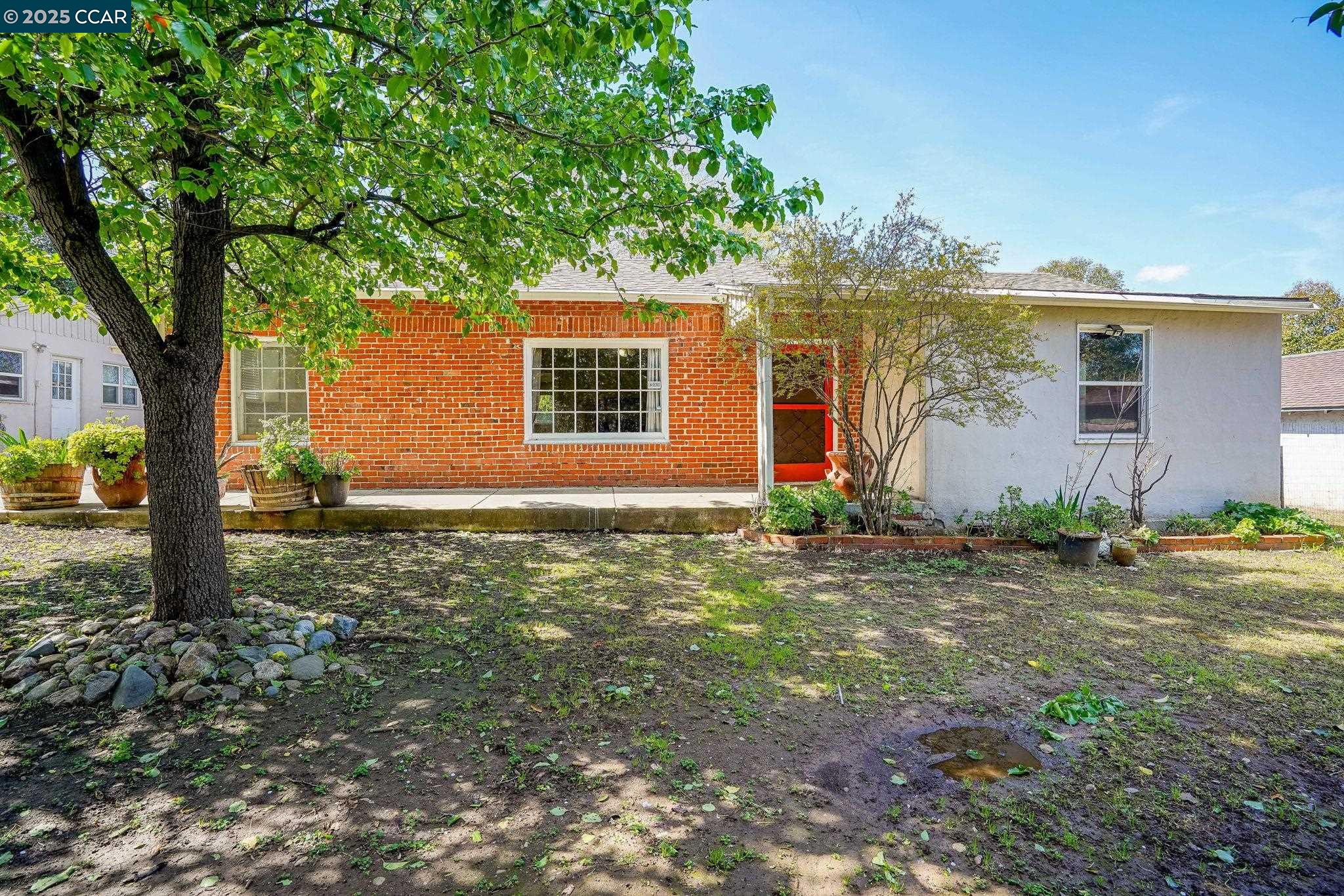 Detail Gallery Image 18 of 43 For 1561 Farm Bureau Rd, Concord,  CA 94519 - 3 Beds | 2 Baths