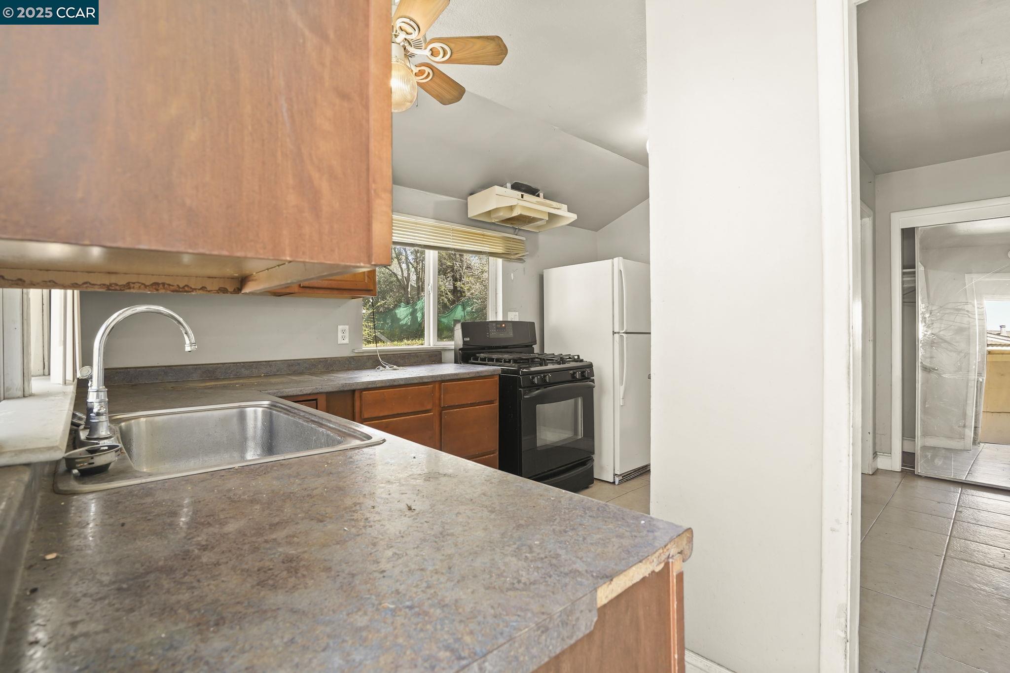 Detail Gallery Image 25 of 43 For 1561 Farm Bureau Rd, Concord,  CA 94519 - 3 Beds | 2 Baths