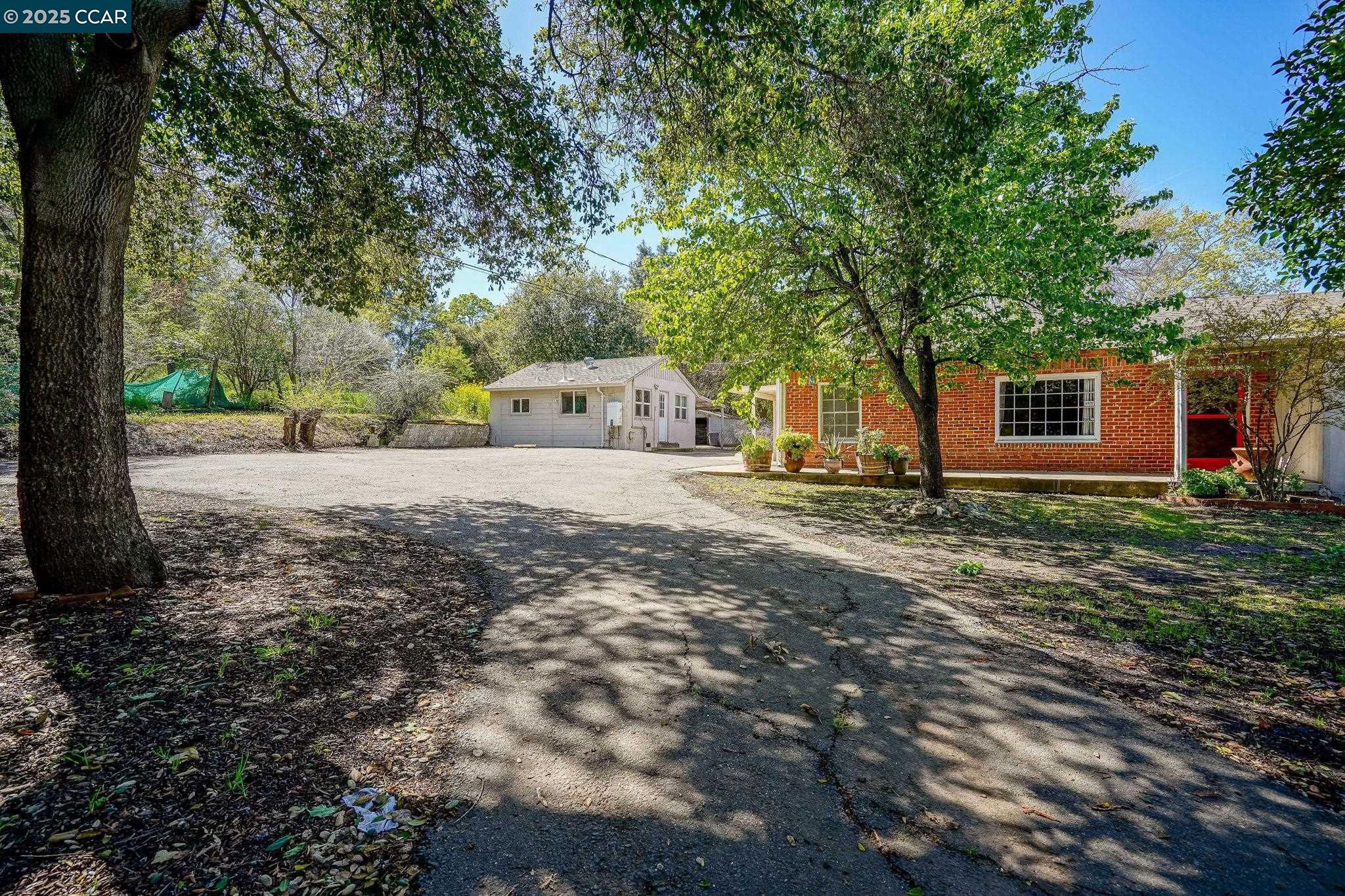 Detail Gallery Image 29 of 43 For 1561 Farm Bureau Rd, Concord,  CA 94519 - 3 Beds | 2 Baths