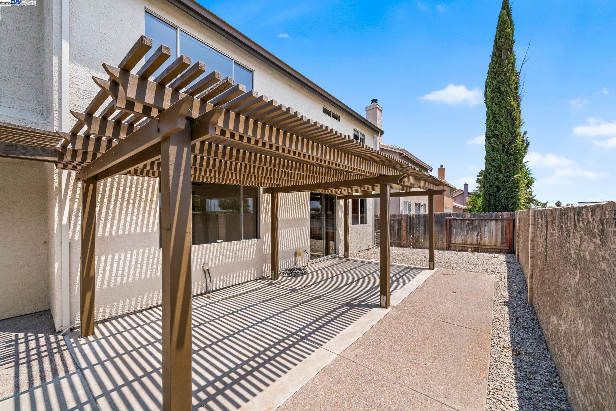 Detail Gallery Image 33 of 35 For 1970 Knollcrest Ln, Tracy,  CA 95376 - 3 Beds | 2/1 Baths