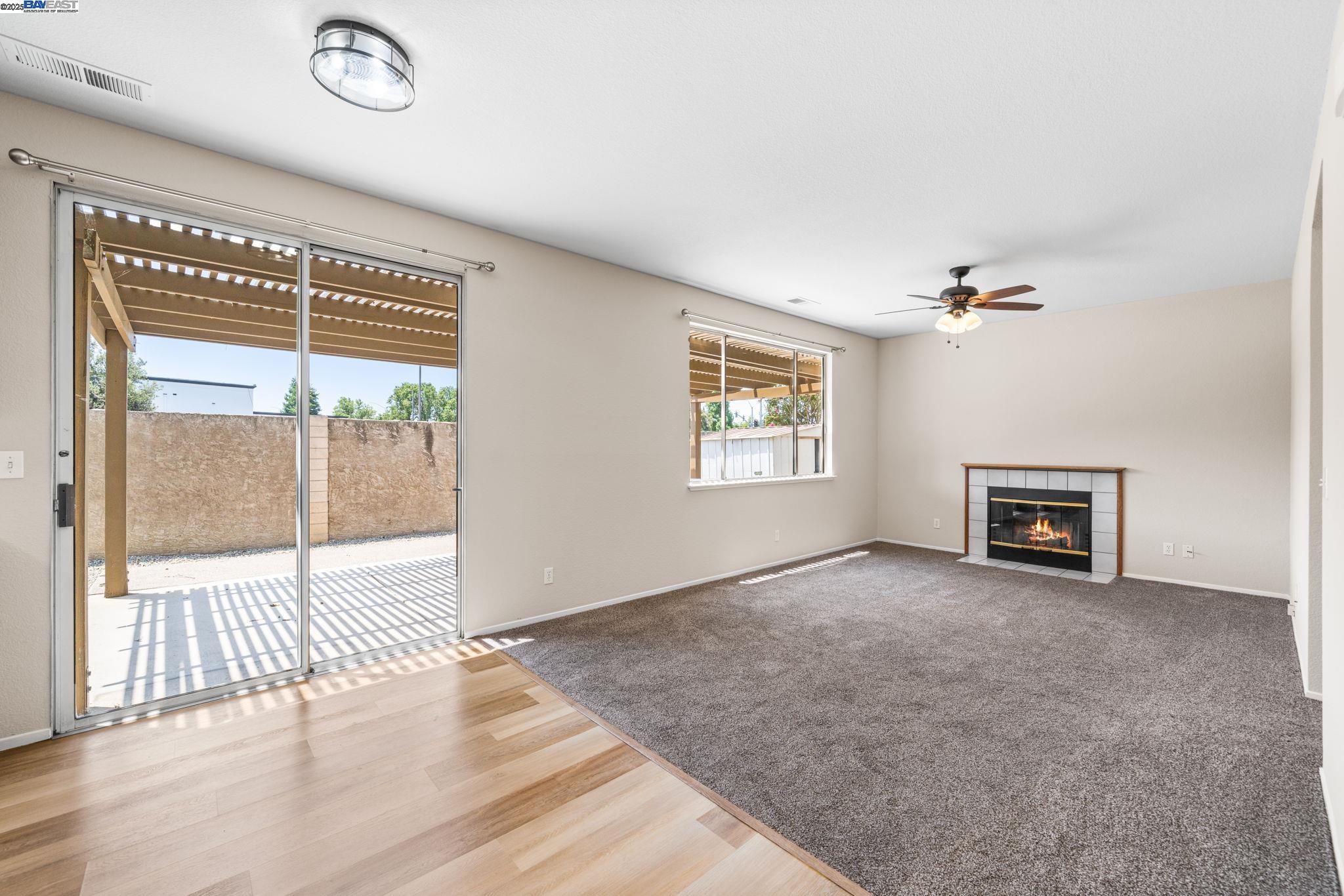 Detail Gallery Image 8 of 35 For 1970 Knollcrest Ln, Tracy,  CA 95376 - 3 Beds | 2/1 Baths