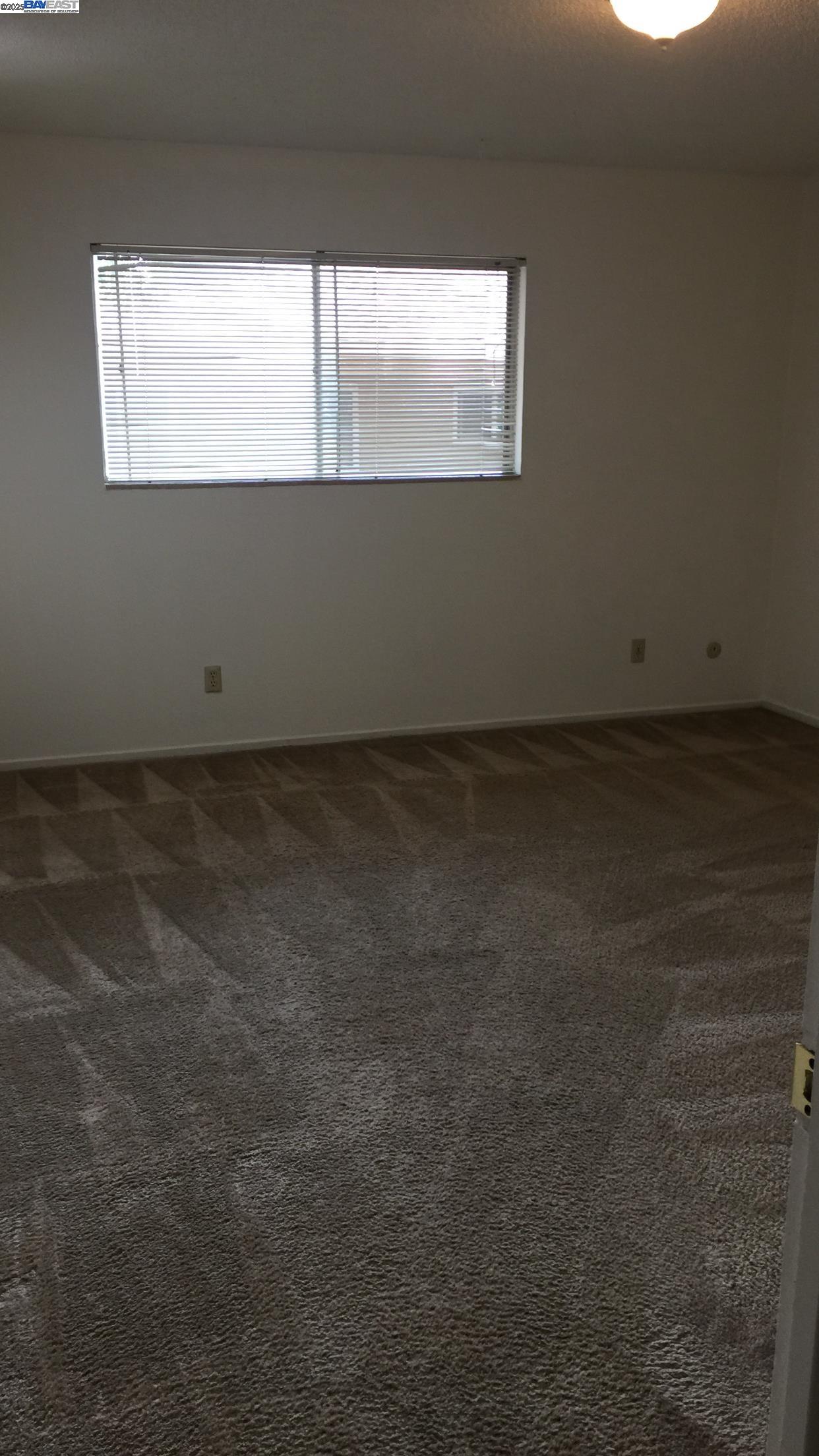 710 10th, Davis, California 95616, 3 Bedrooms Bedrooms, 5 Rooms Rooms,1 BathroomBathrooms,Residential Lease,For Rent,710 10th,41102532