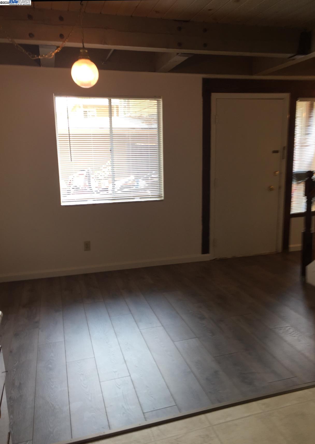 710 10th, Davis, California 95616, 3 Bedrooms Bedrooms, 5 Rooms Rooms,1 BathroomBathrooms,Residential Lease,For Rent,710 10th,41102532