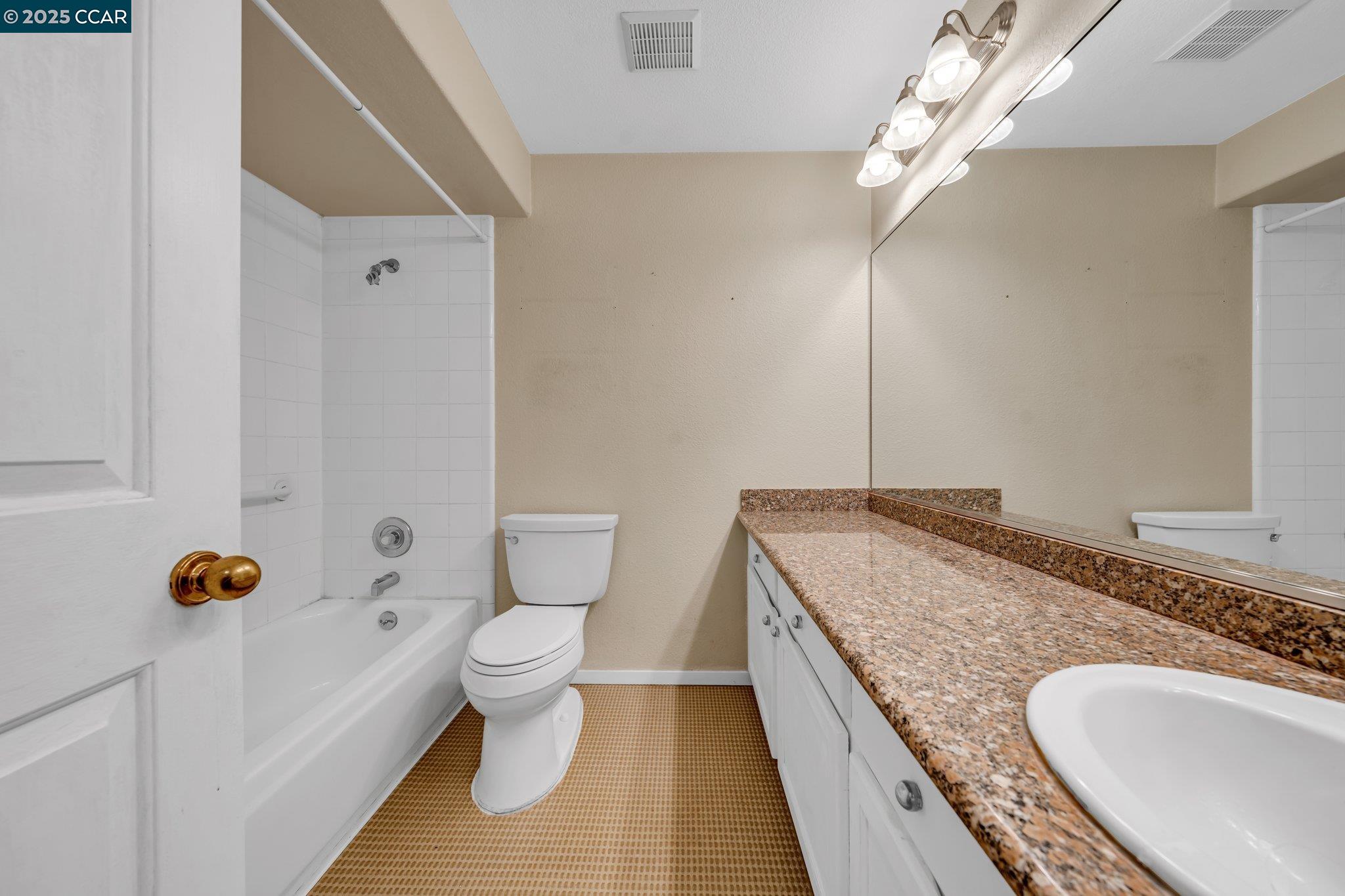 Photo #19: 41102534 Listing: Photo #19