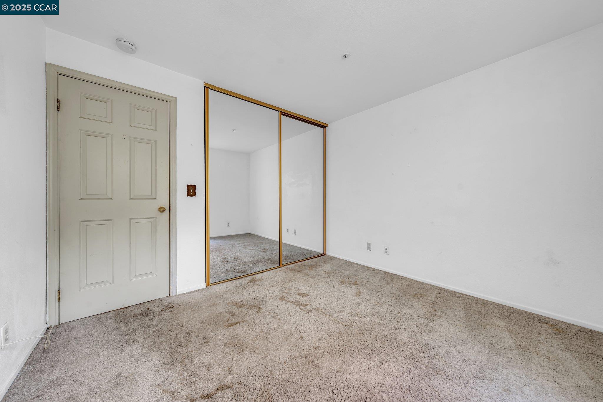 Photo #5: 41102534 Listing 
