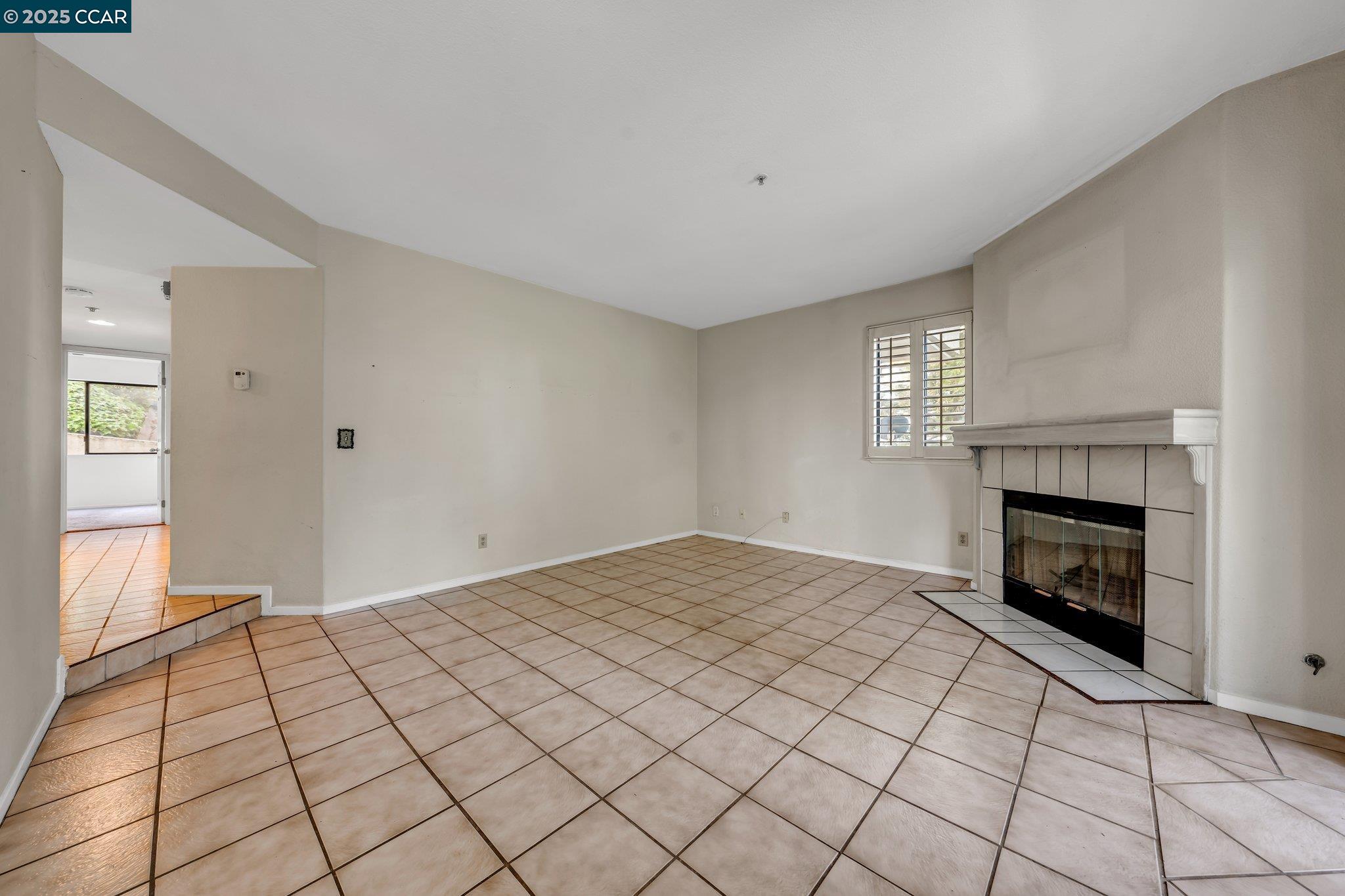 Photo #9: 41102534 Listing: Photo #9