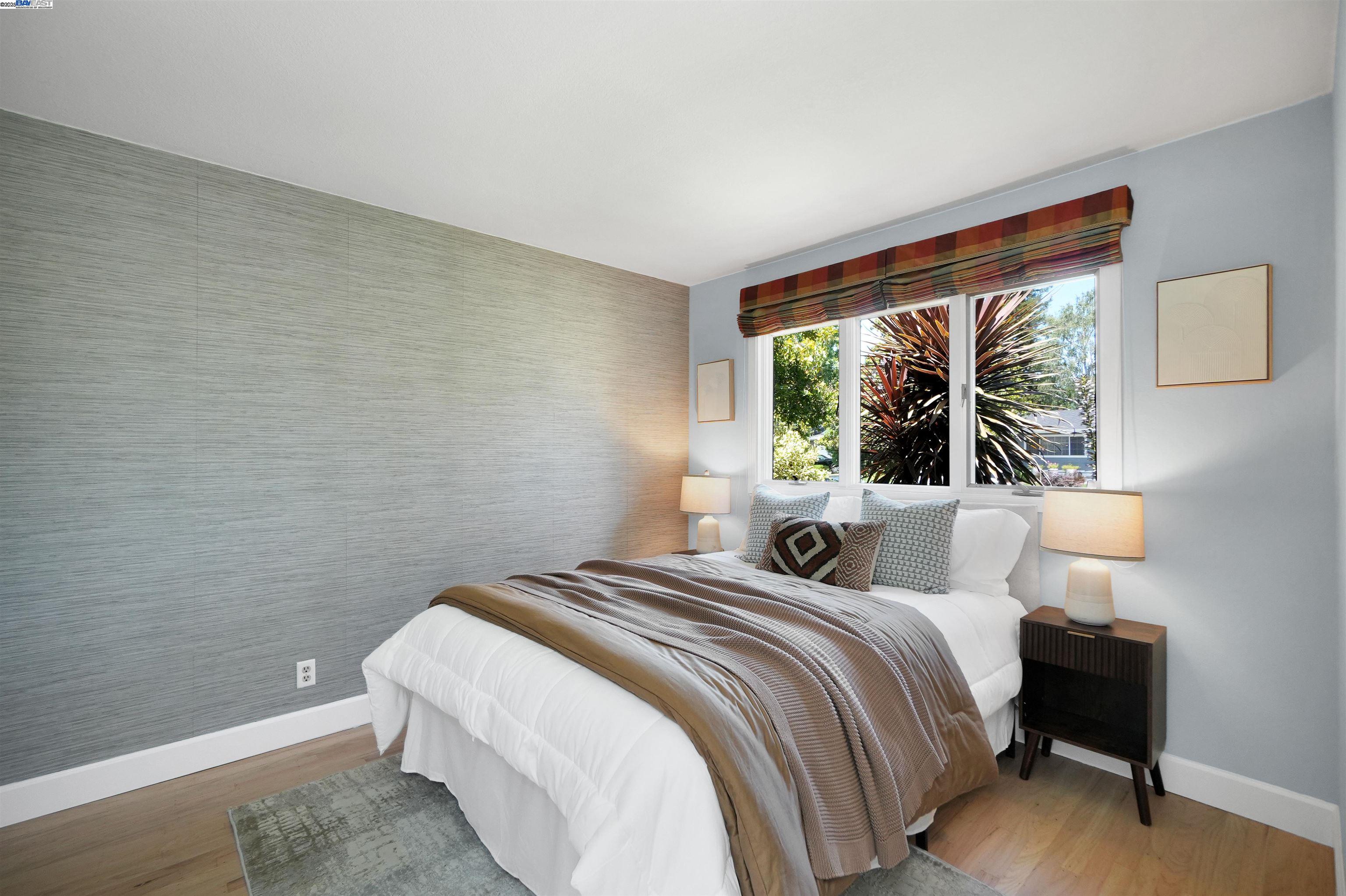 Detail Gallery Image 23 of 55 For 4400 Sandalwood Dr, Pleasanton,  CA 94588 - 4 Beds | 2 Baths