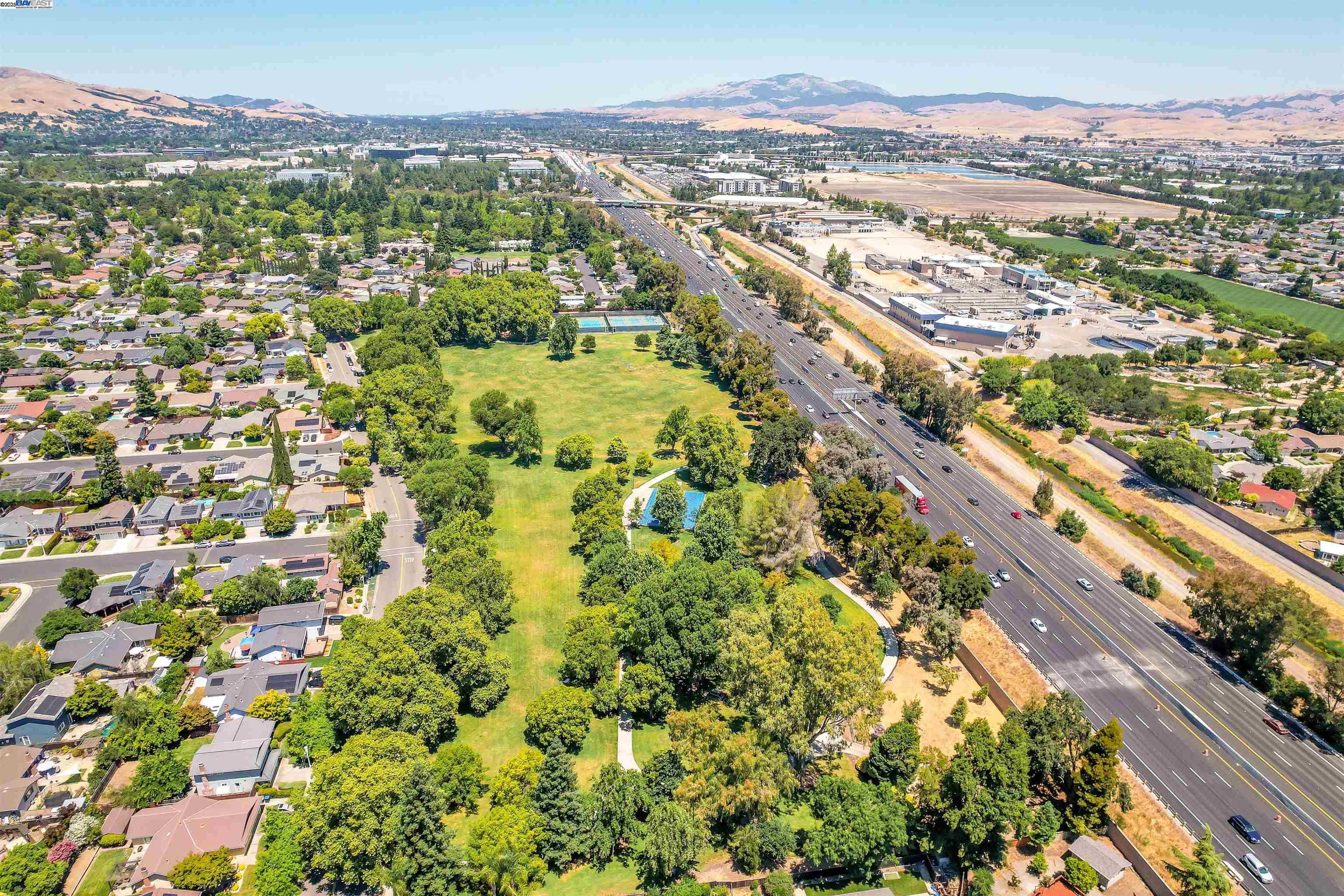 Detail Gallery Image 52 of 55 For 4400 Sandalwood Dr, Pleasanton,  CA 94588 - 4 Beds | 2 Baths