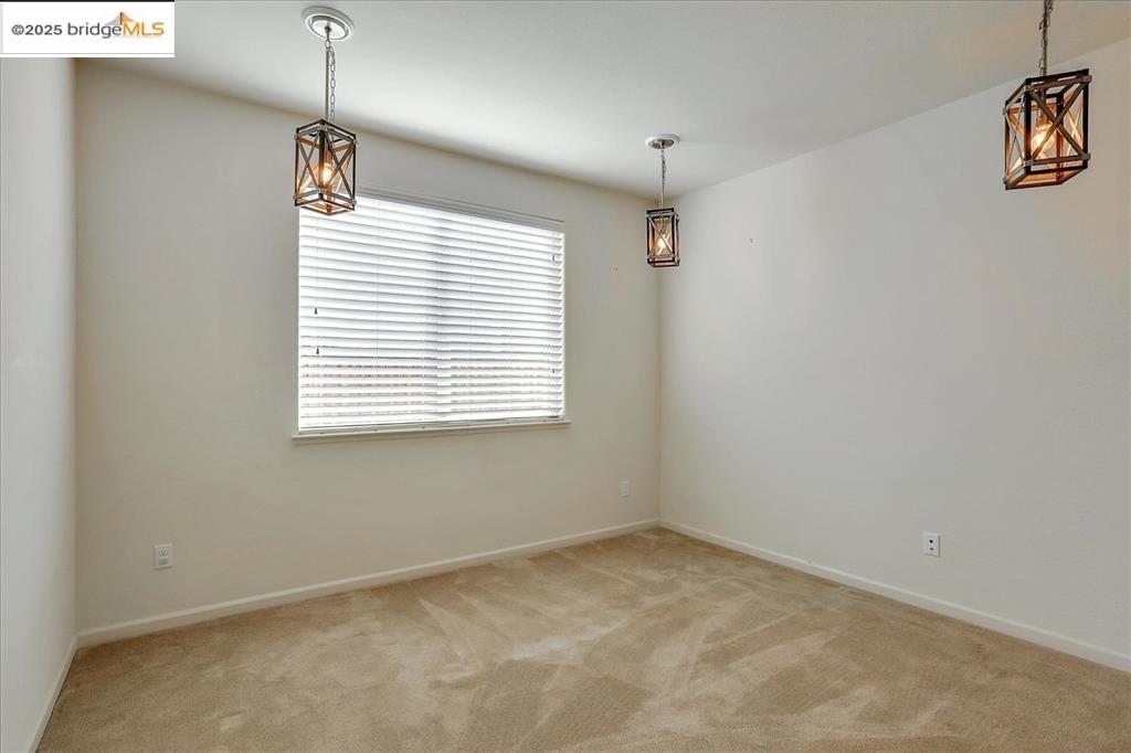 Detail Gallery Image 9 of 26 For 809 Bluestone Dr, Oakley,  CA 94561-3066 - 4 Beds | 3 Baths