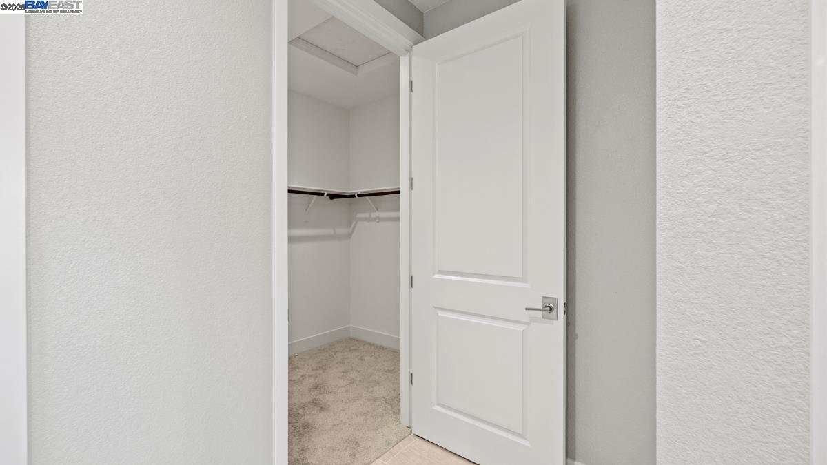 Detail Gallery Image 24 of 38 For 1049 Heathridge Street, Manteca,  CA 95336 - 2 Beds | 2 Baths