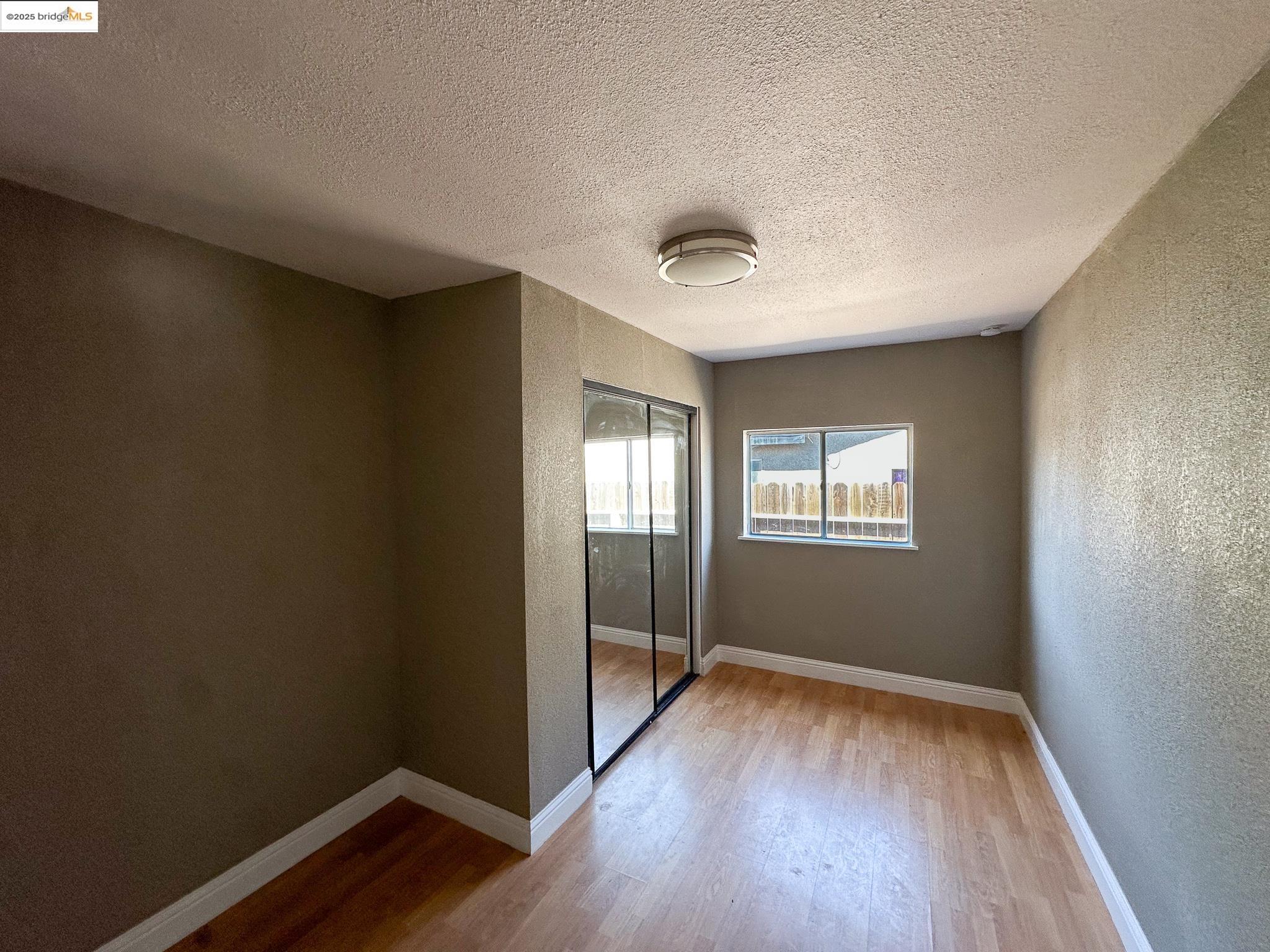 Detail Gallery Image 6 of 13 For 710 Atlantic Dr, Modesto,  CA 95358 - 3 Beds | 1 Baths